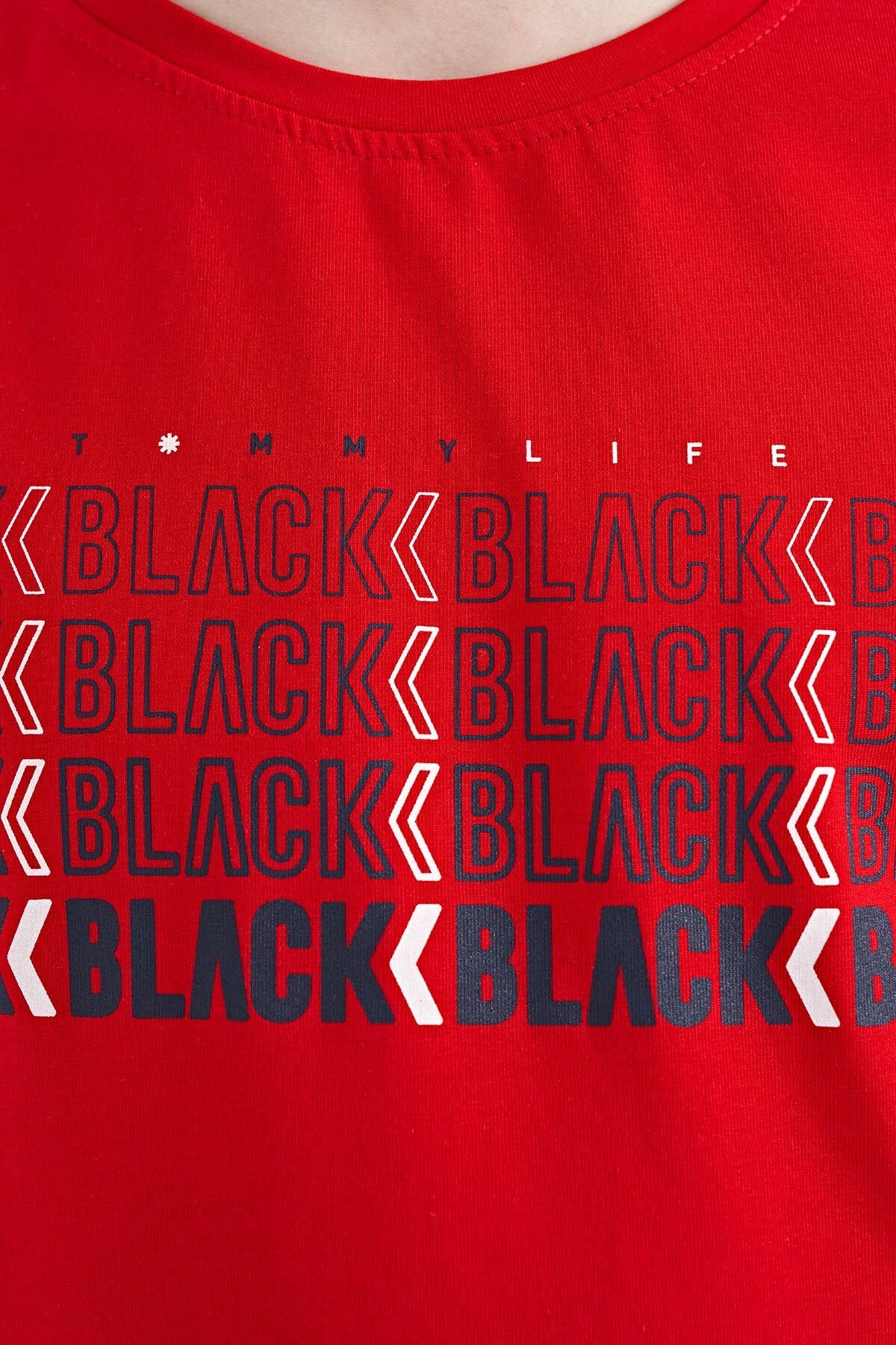 Kırmızı Yazı Baskılı O Yaka Standart Kalıp Erkek Çocuk T-Shirt - 11149