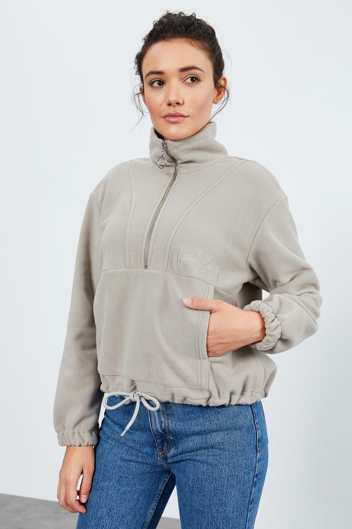 Koyu Bej Yarım Fermuar Etek Ucu Büzgülü Kadın Polar Oversize Sweatshirt - 97171