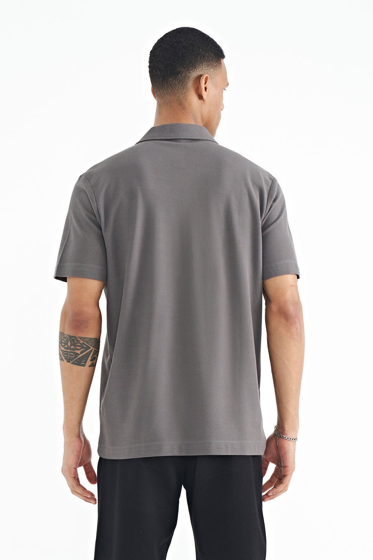 Koyu Gri Yazı Baskılı Standart Form Polo Yaka Erkek T-shirt - 88236