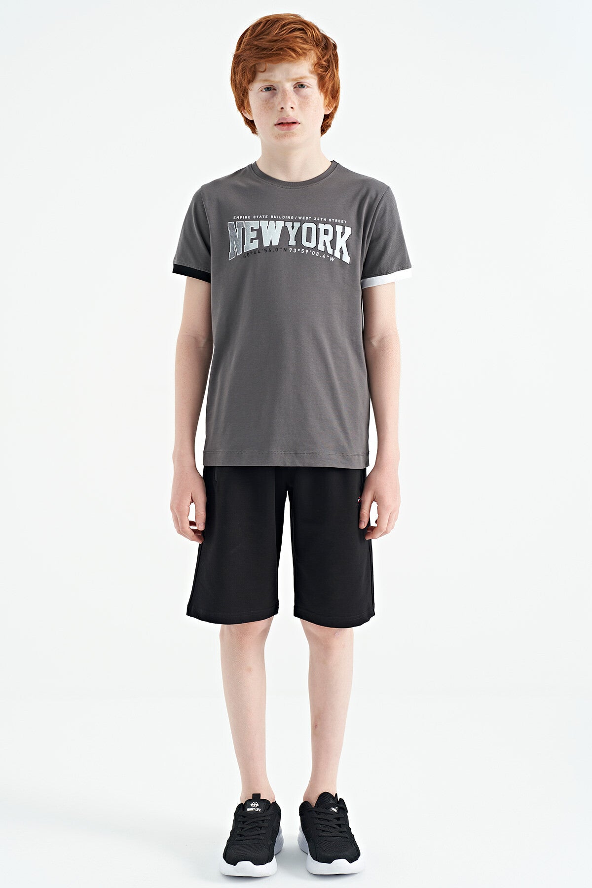 Koyu Gri Yazı Baskılı Standart Kalıp O Yaka Erkek Çocuk T-Shirt - 11105