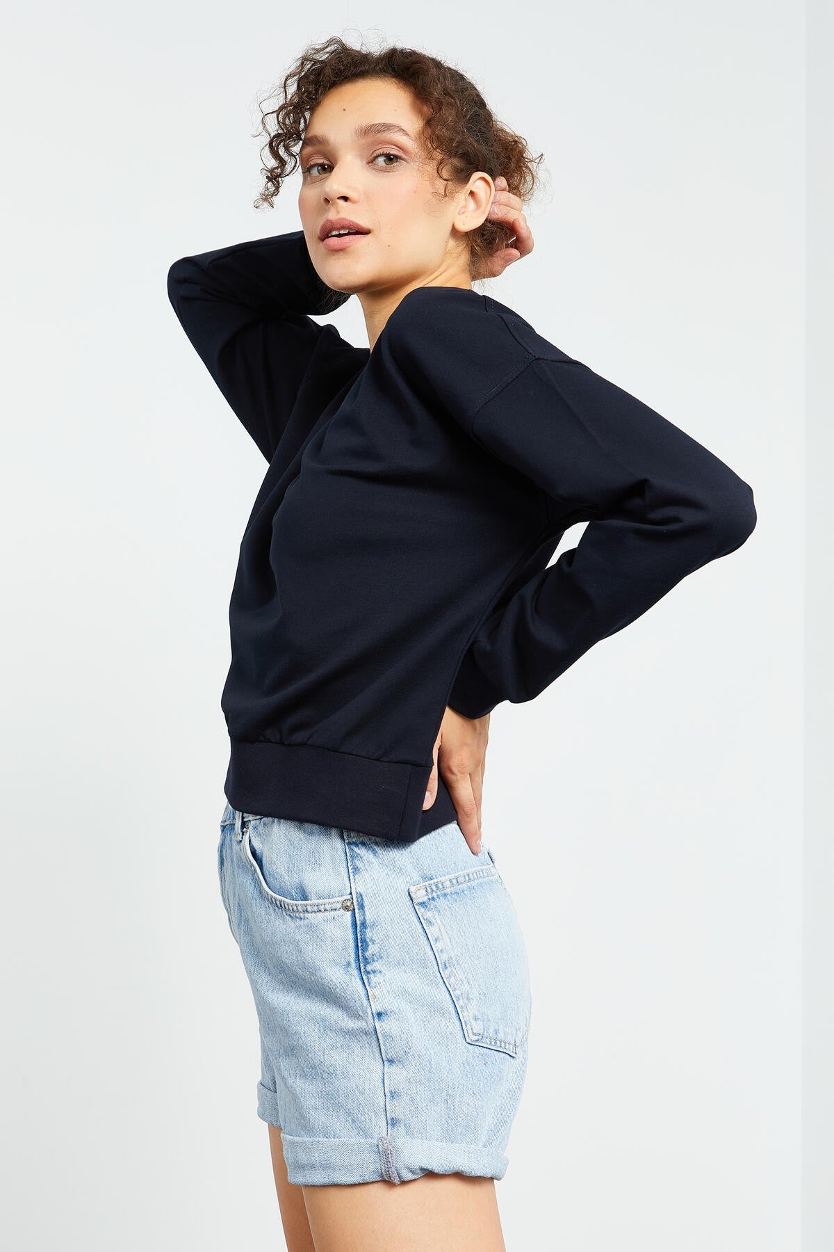 Lacivert Basic Rahat Form O Yaka Kadın Sweatshirt - 97114