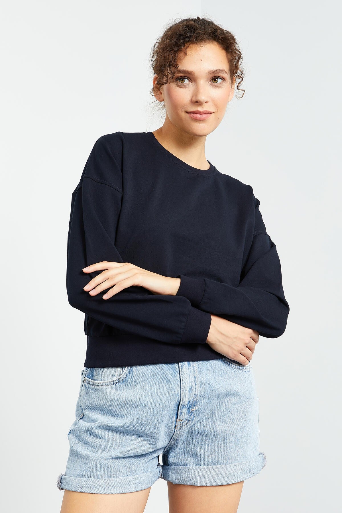 Lacivert Basic Rahat Form O Yaka Kadın Sweatshirt - 97114