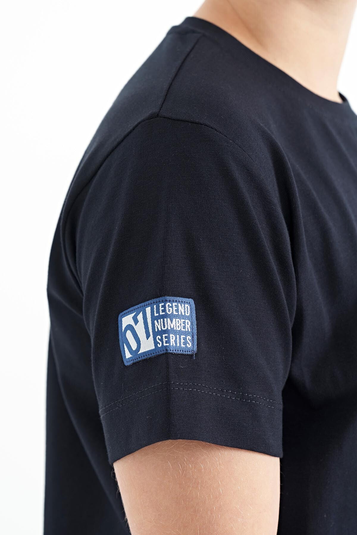 Lacivert Baskı Detaylı O Yaka Standart Kalıp Erkek Çocuk T-Shirt - 11104