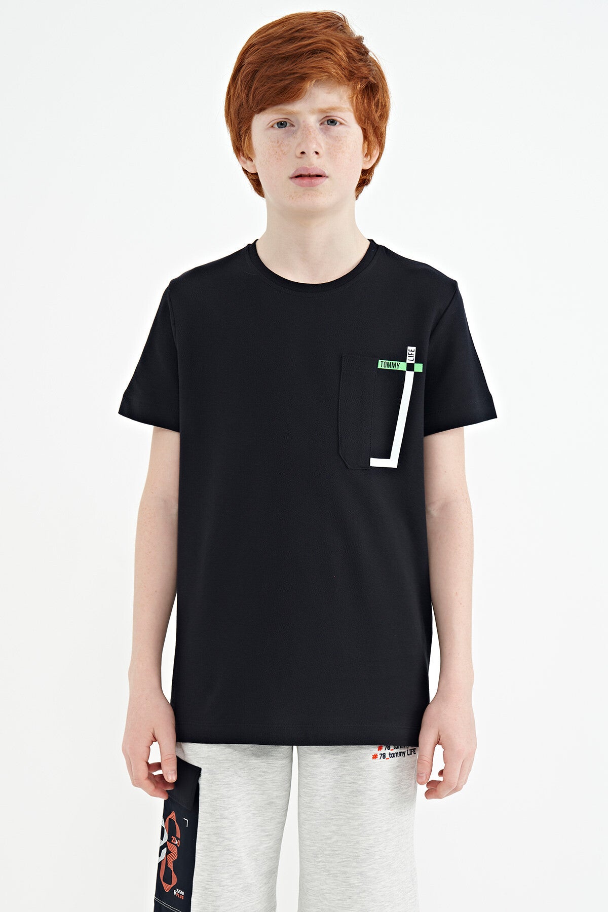 Lacivert Cep Detaylı O Yaka Standart Kalıp Erkek Çocuk T-Shirt - 11120