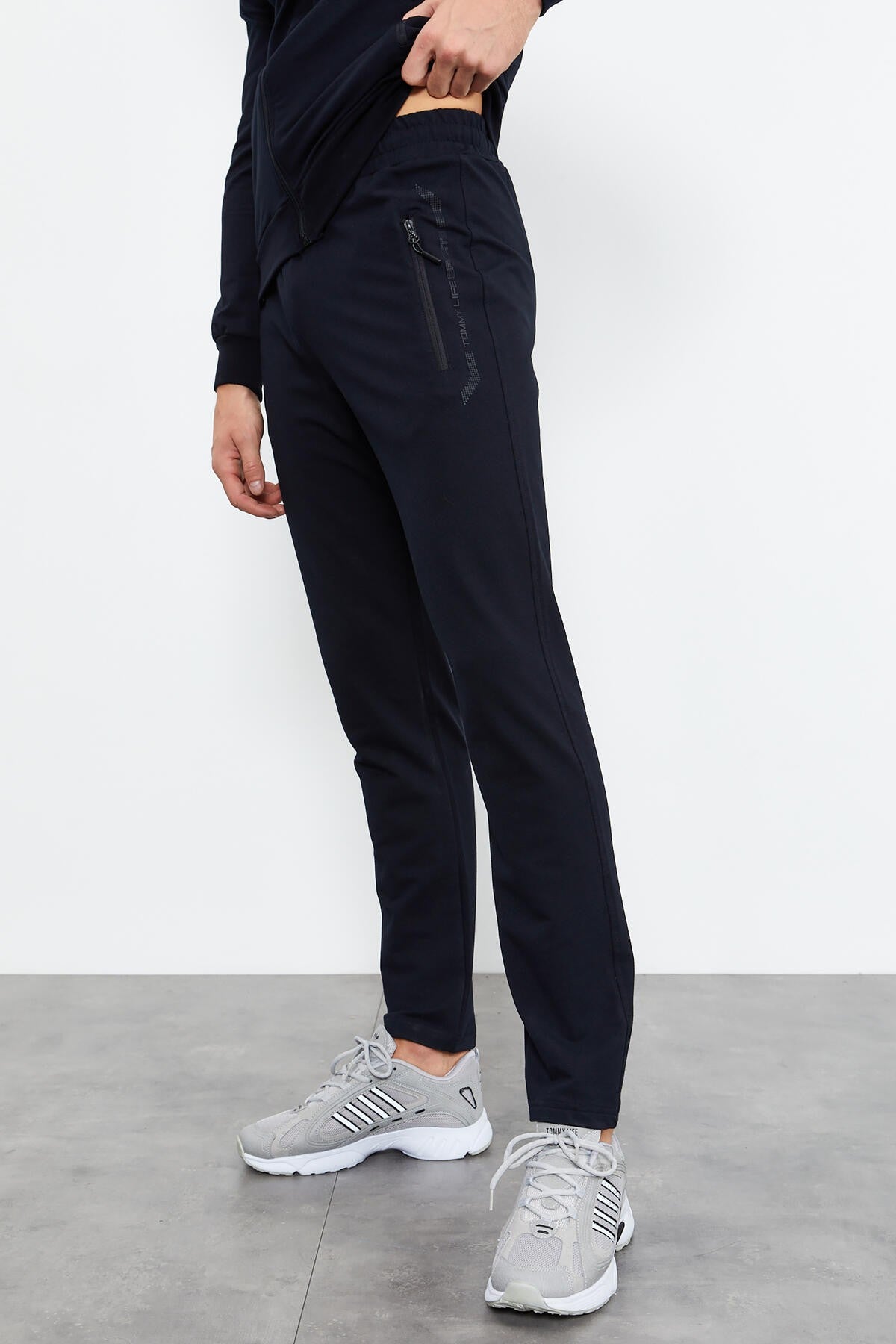 Lacivert Dik Yaka Fermuarlı Standart Kalıp Klasik Paça Erkek Eşofman Takımı - 85152