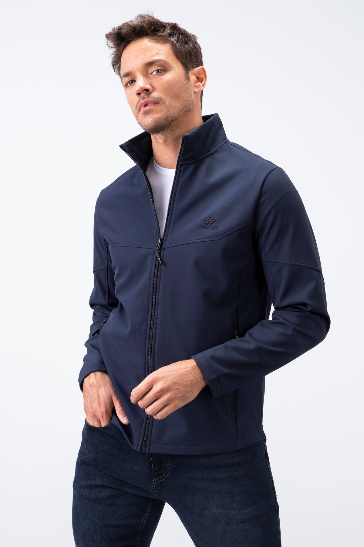 Lacivert Fermuarlı Dik Yaka Su ve Rüzgar Geçirmez Softshell Erkek Mont - 88050