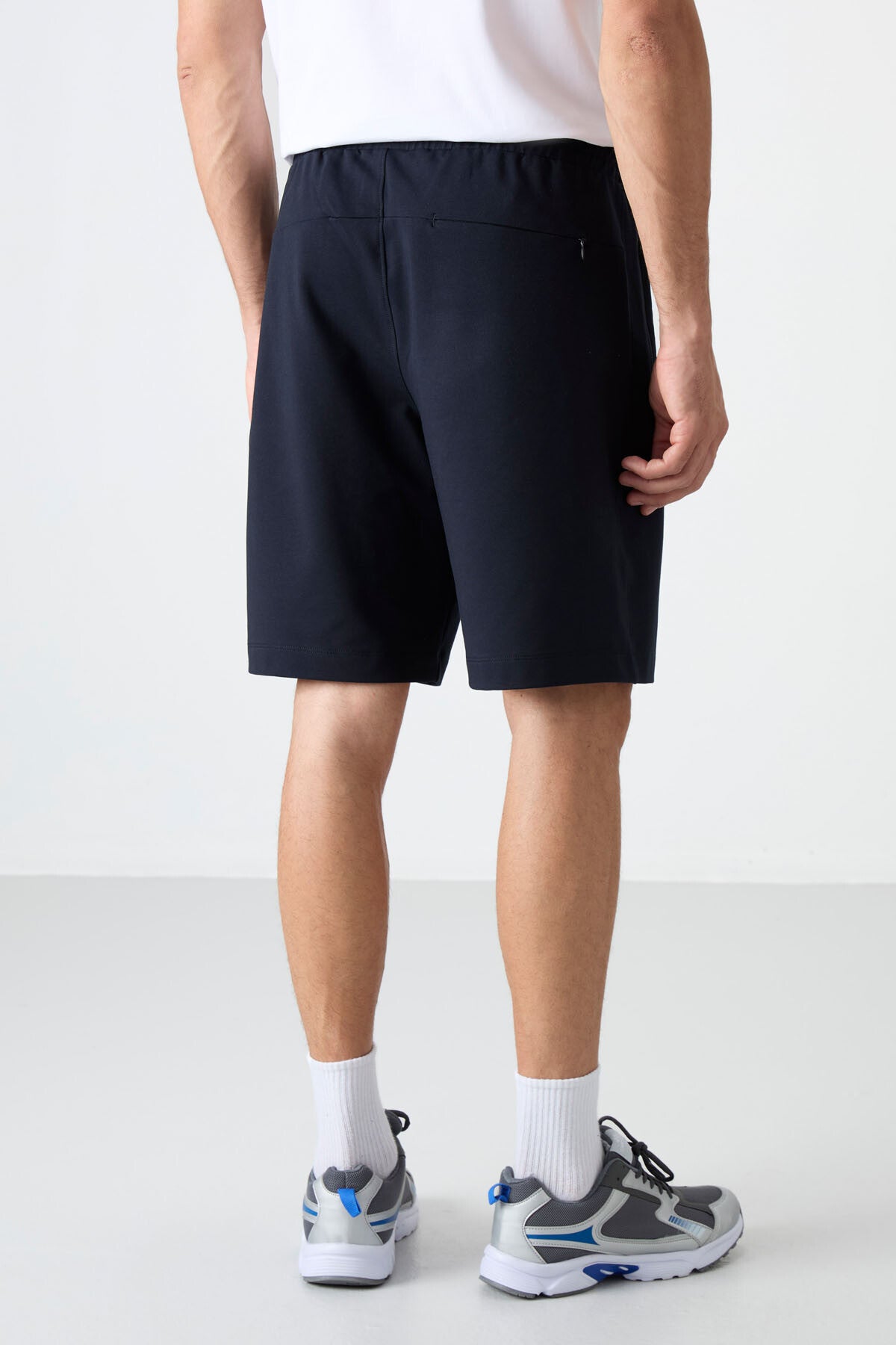 Lacivert Gizli Fermuar Arka Cepli Bağcıklı Standart Kalıp Erkek Şort - 81136