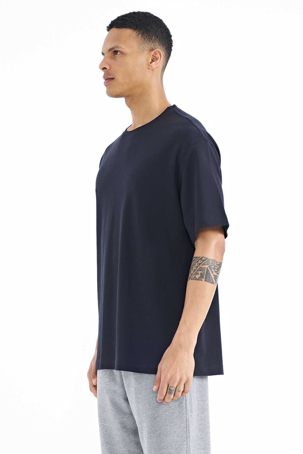 Lacivert Kol Arma Detaylı Basic Oversize Erkek T-Shirt - 88193