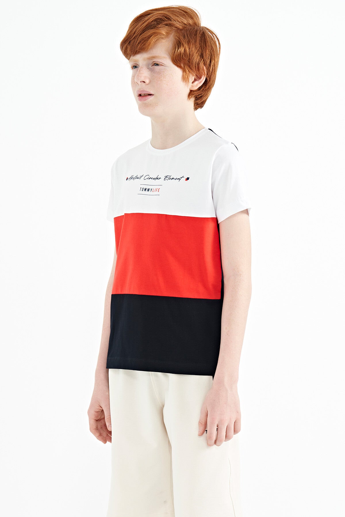 Lacivert Renk Bloklu O Yaka Baskı Detaylı Standart Kalıp Erkek Çocuk T-Shirt - 11135