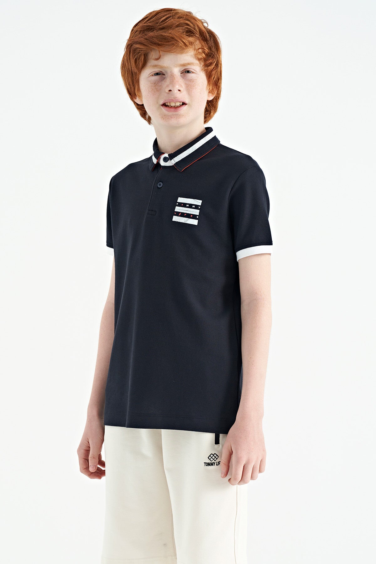 Lacivert Yakası Renk Bloklu Baskı Detaylı Standart Kalıp Erkek Çocuk T-Shirt - 11111