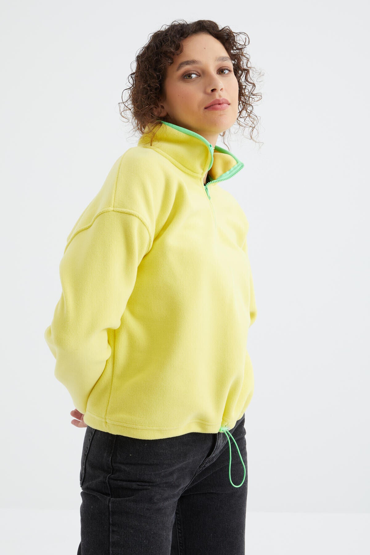 Limon Yarım Fermuar Etek Ucu Büzgülü Dik Yaka Oversize Kadın Polar Sweatshirt - 97234