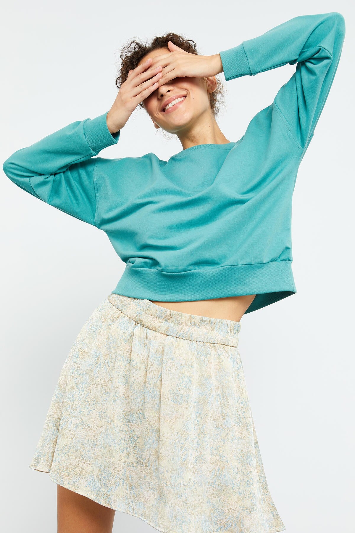 Mint Yeşili Basic Rahat Form O Yaka Kadın Sweatshirt - 97114