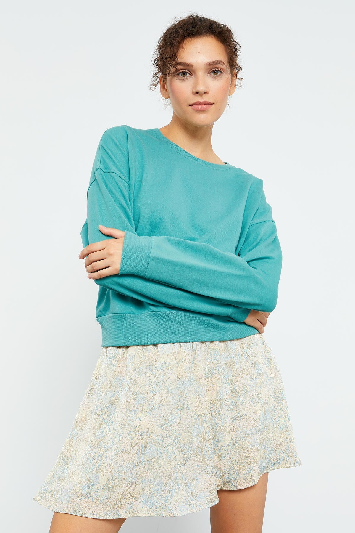 Mint Yeşili Basic Rahat Form O Yaka Kadın Sweatshirt - 97114