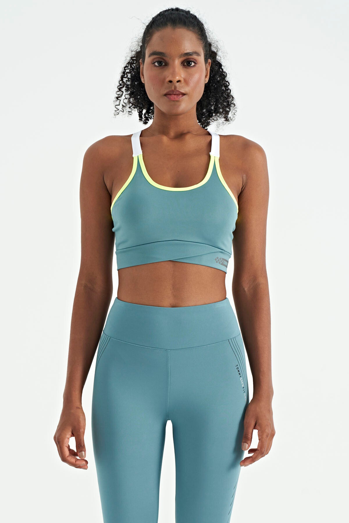 Mint Yeşili Sırt Detaylı Askılı Dar Kalıp Kadın Büstiyer - 97254