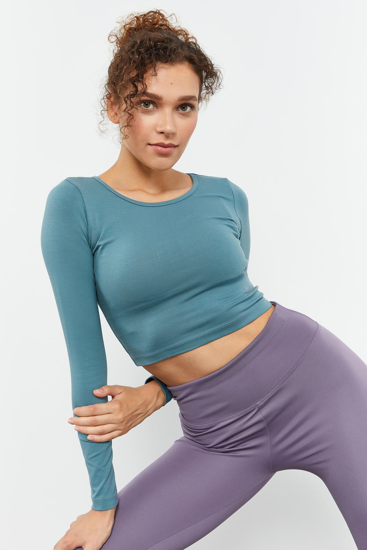 Mint Yeşili Uzun Kollu Dar Kalıp O Yaka Kadın Crop Top T-Shirt - 97150