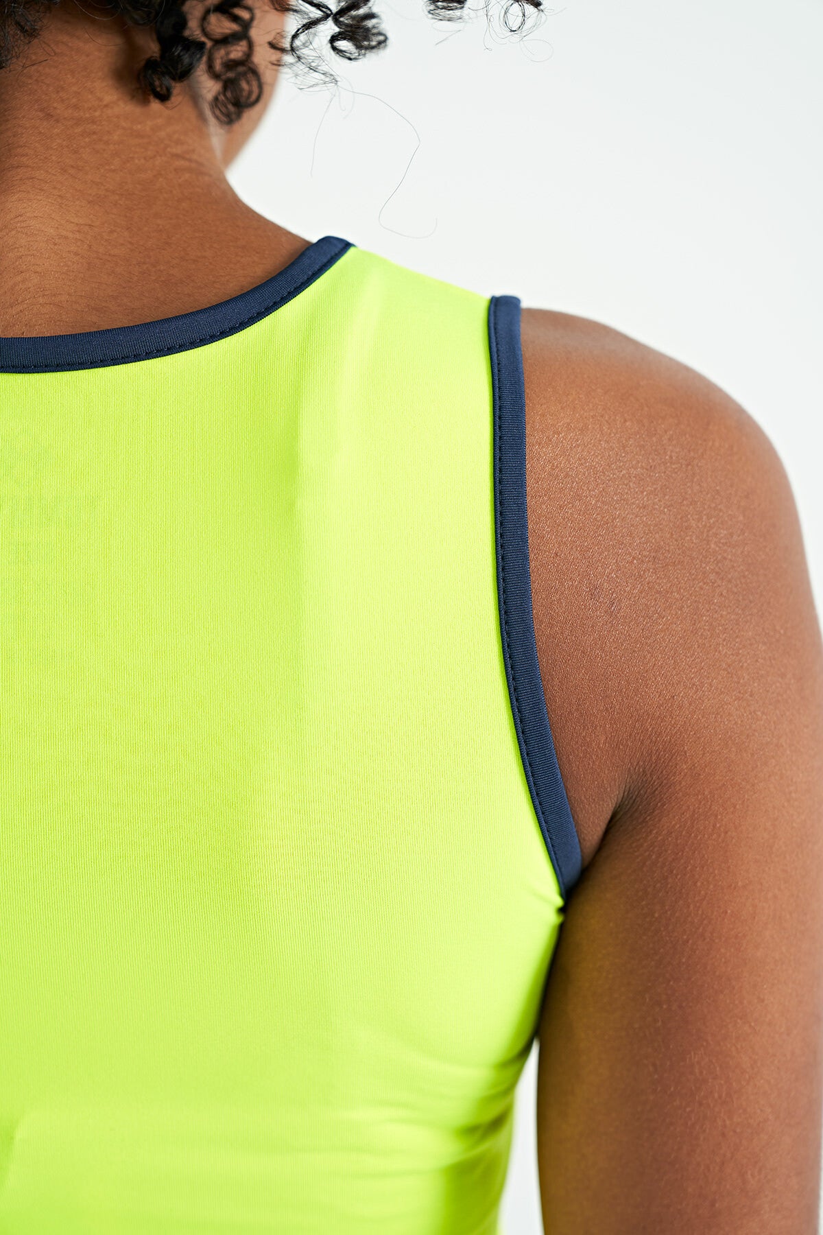 Neon Sarı Logo Baskılı Biye Şeritli Standart Kalıp Kadın Spor Atlet - 97255
