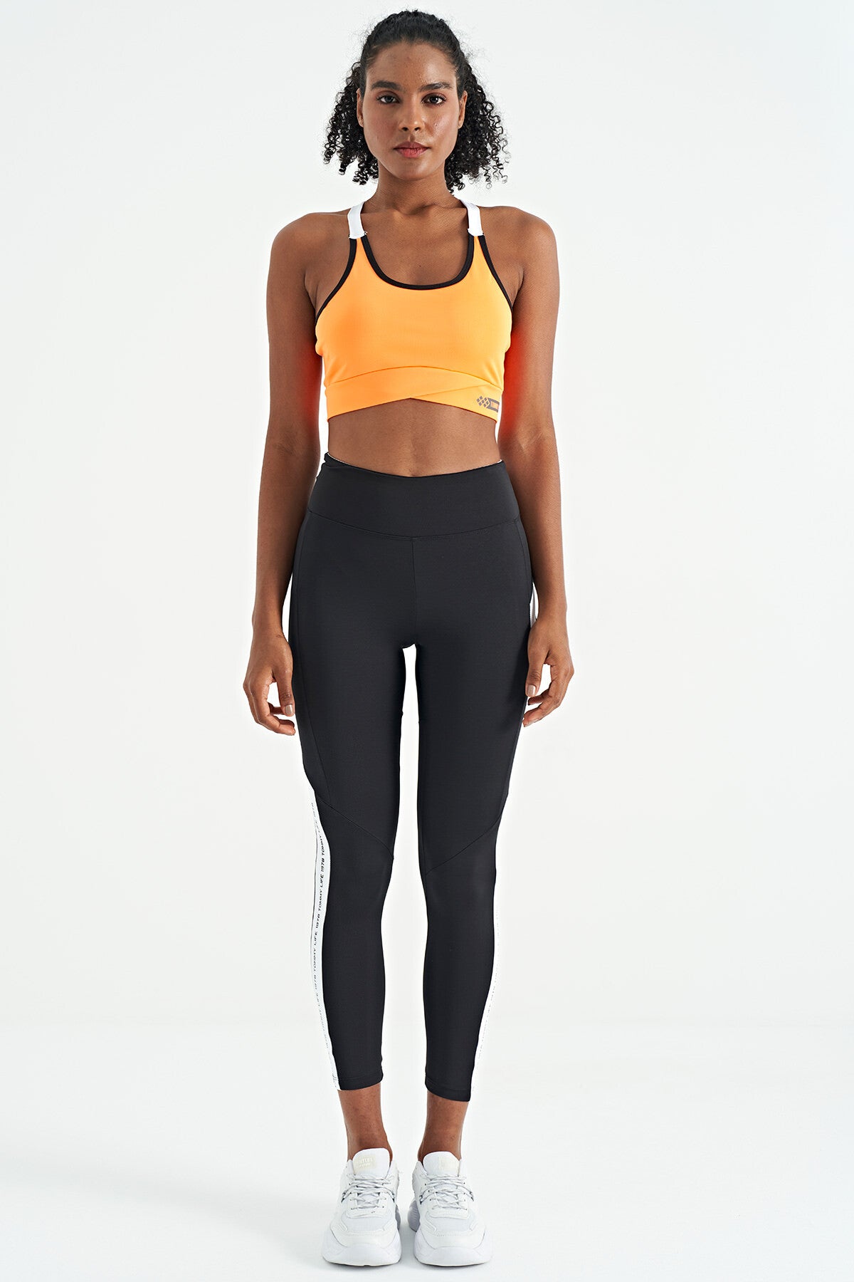 Neon Turuncu Sırt Detaylı Askılı Dar Kalıp Kadın Büstiyer - 97254