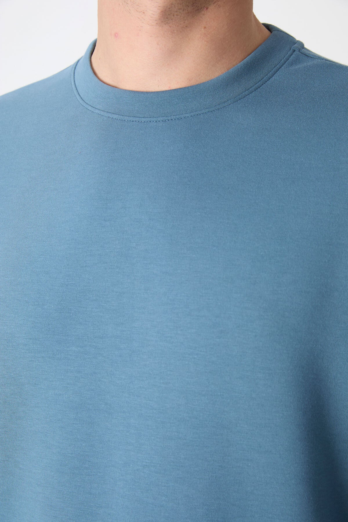 Orman Yeşili Basic O Yaka Rahat Form Erkek Sweatshirt - 88053