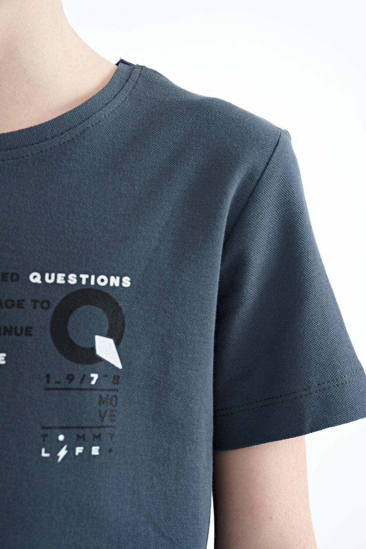 Orman Yeşili Baskı Detaylı O Yaka Standart Kalıp Erkek Çocuk T-Shirt - 11145