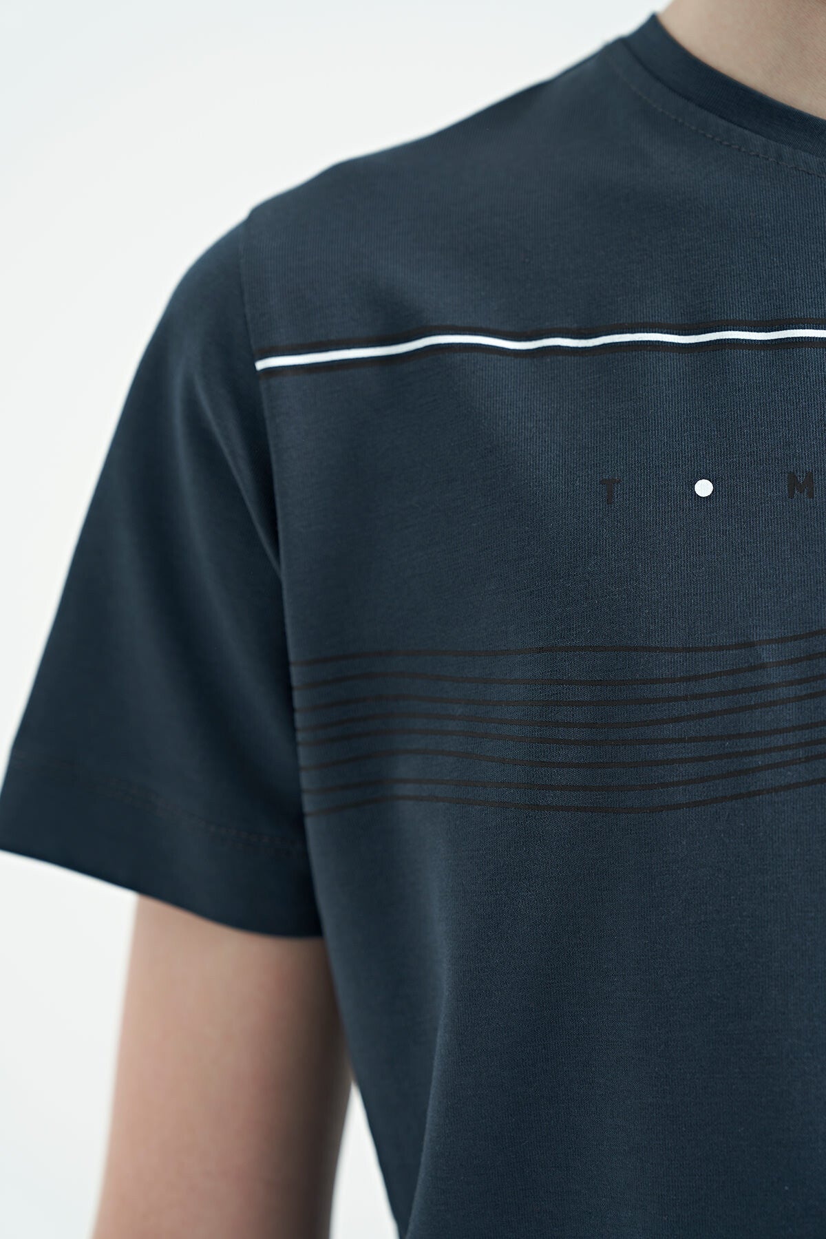 Orman Yeşili Baskı Detaylı Standart Kalıp O Yaka Erkek Çocuk T-Shirt - 11133