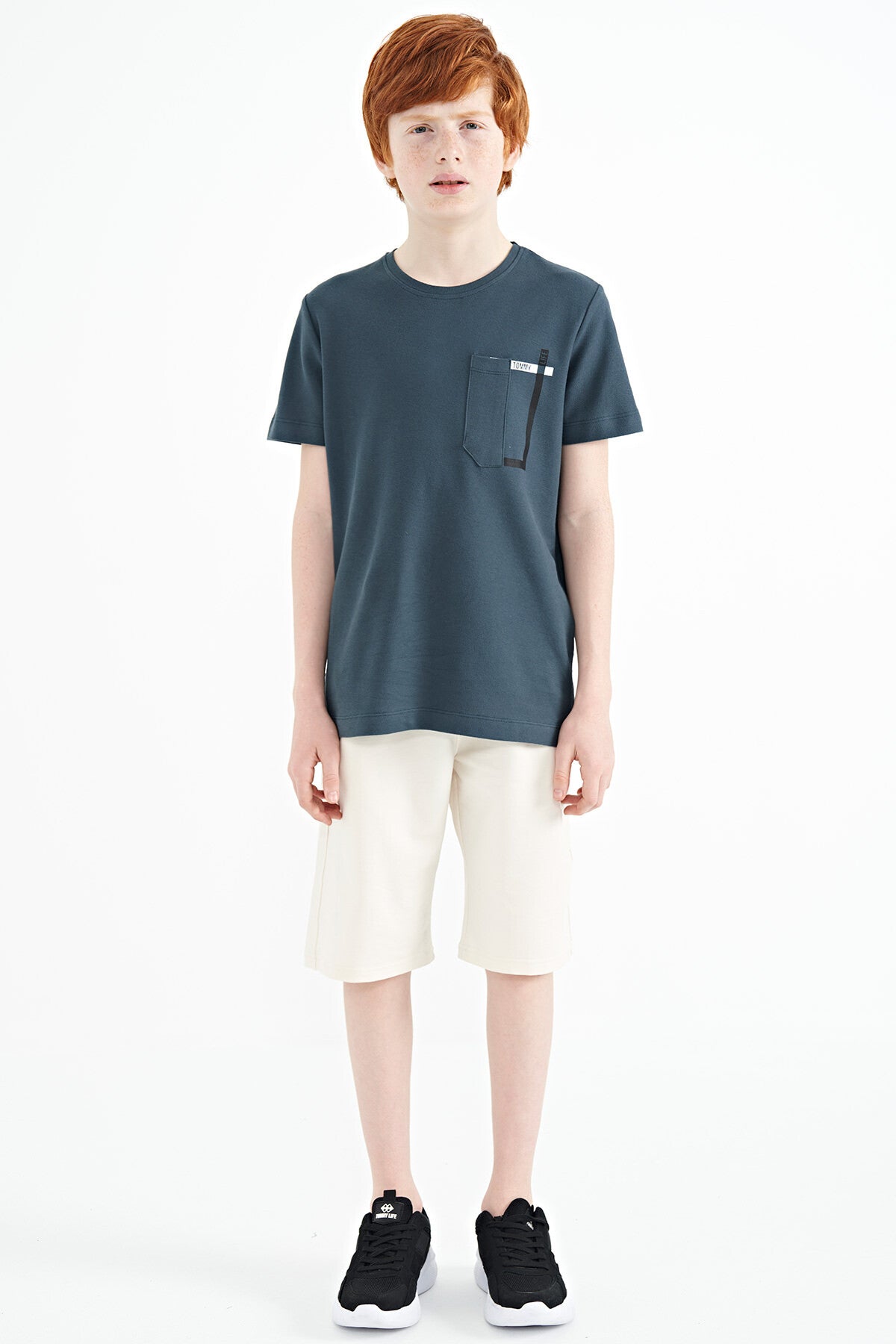 Orman Yeşili Cep Detaylı O Yaka Standart Kalıp Erkek Çocuk T-Shirt - 11120