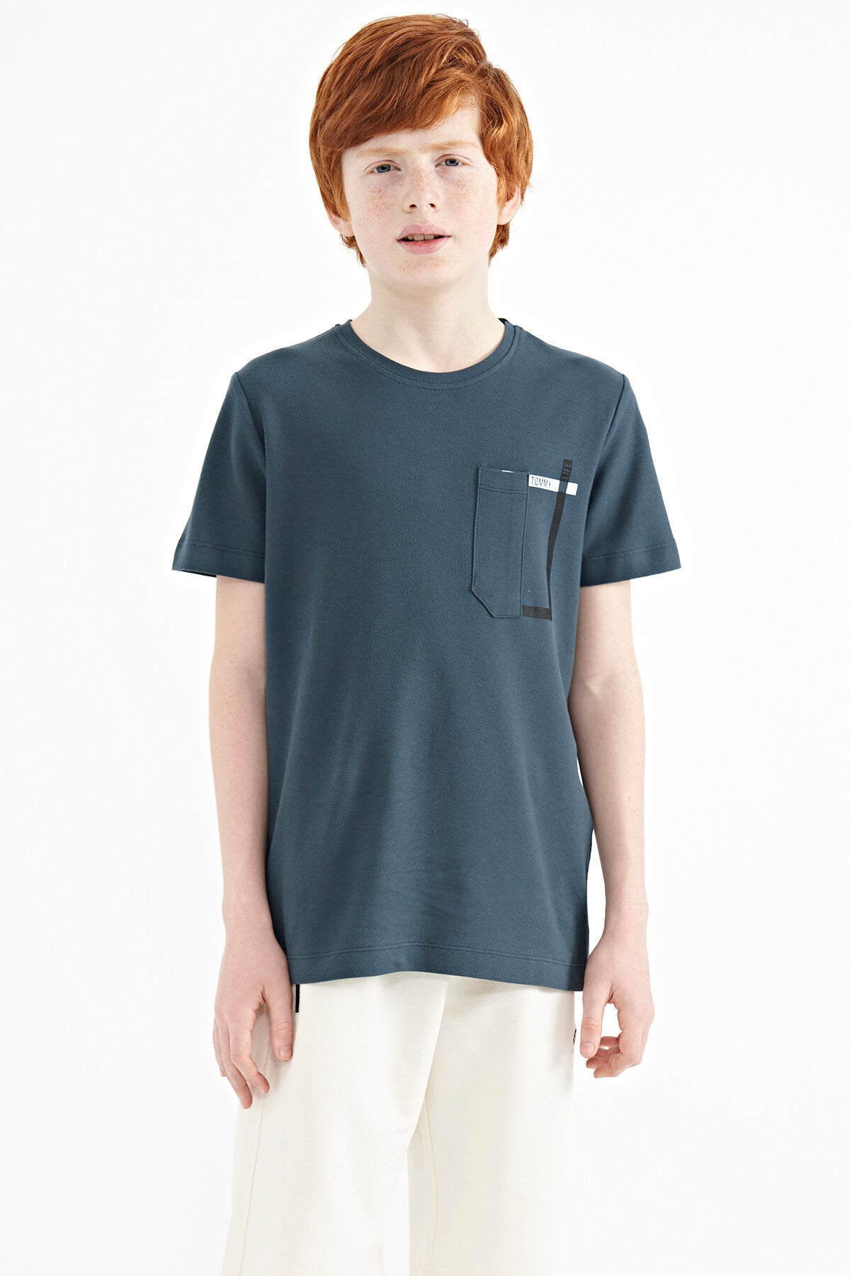 Orman Yeşili Cep Detaylı O Yaka Standart Kalıp Erkek Çocuk T-Shirt - 11120