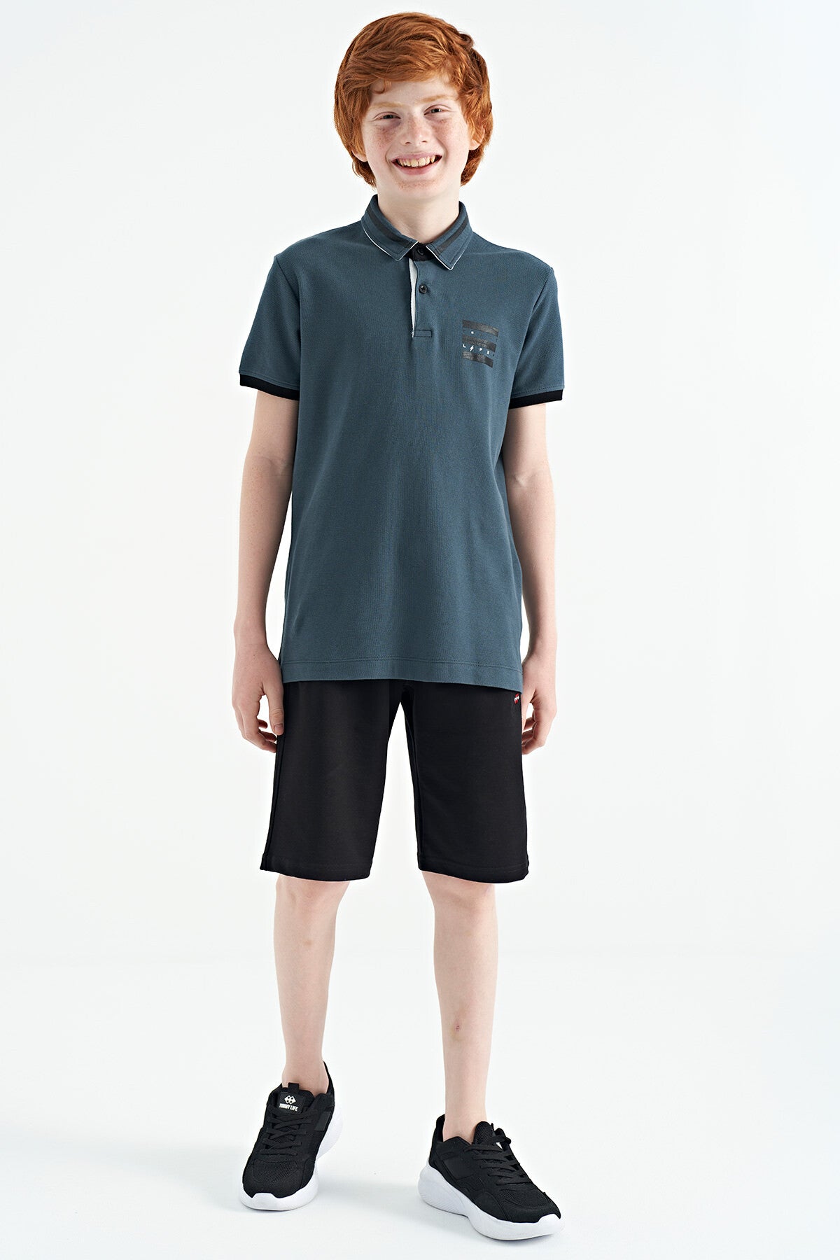 Orman Yeşili Yakası Renk Bloklu Baskı Detaylı Standart Kalıp Erkek Çocuk T-Shirt - 11111