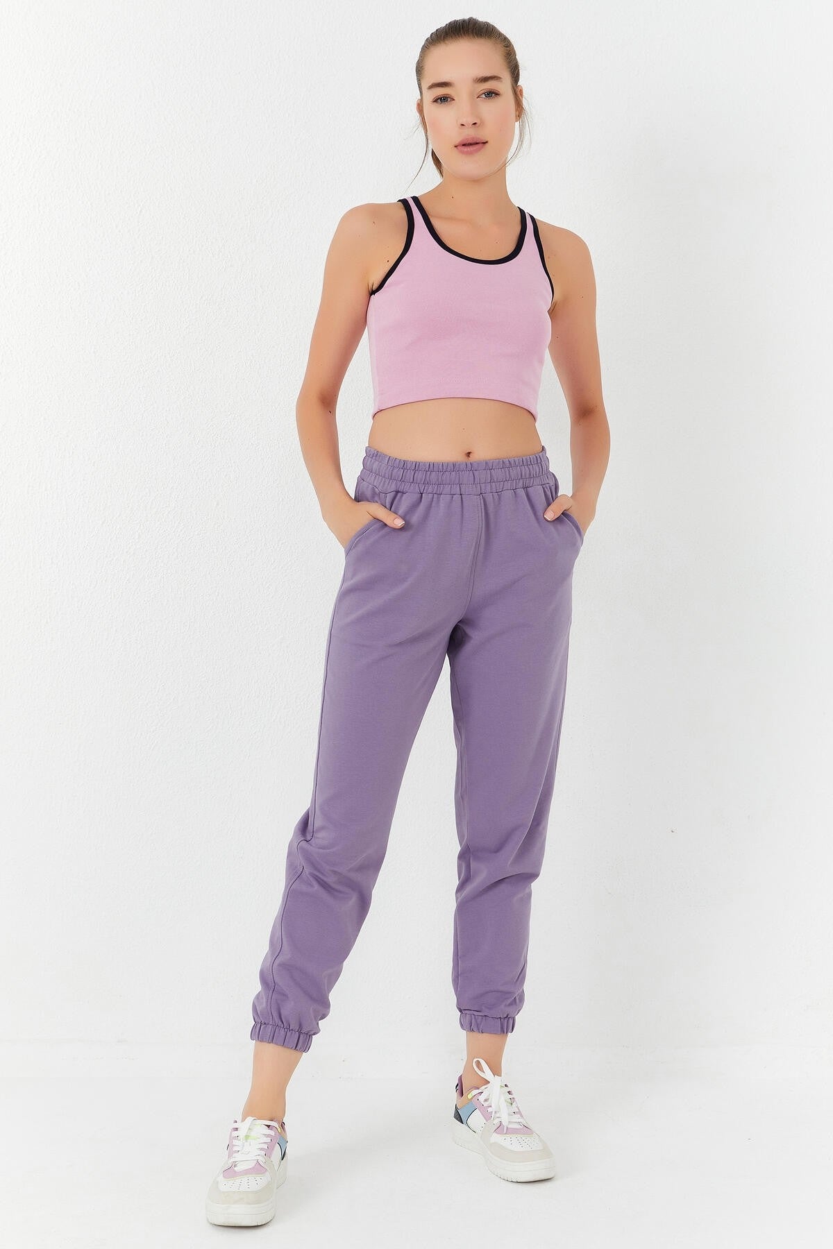 Pembe Basic Sıfır Kol Dar Kalıp U Yaka Kadın Crop Top Atlet - 97162