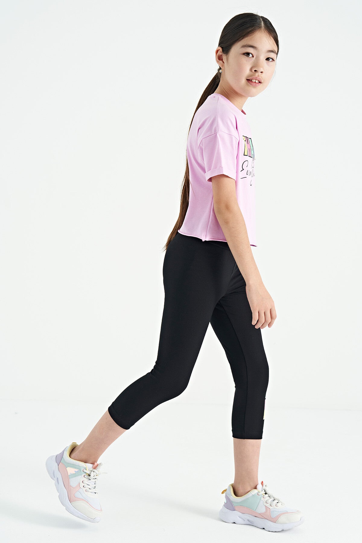 Pembe - Siyah Yazı Baskılı Oversize Kız Çocuk Crop Tayt Takım - 75133