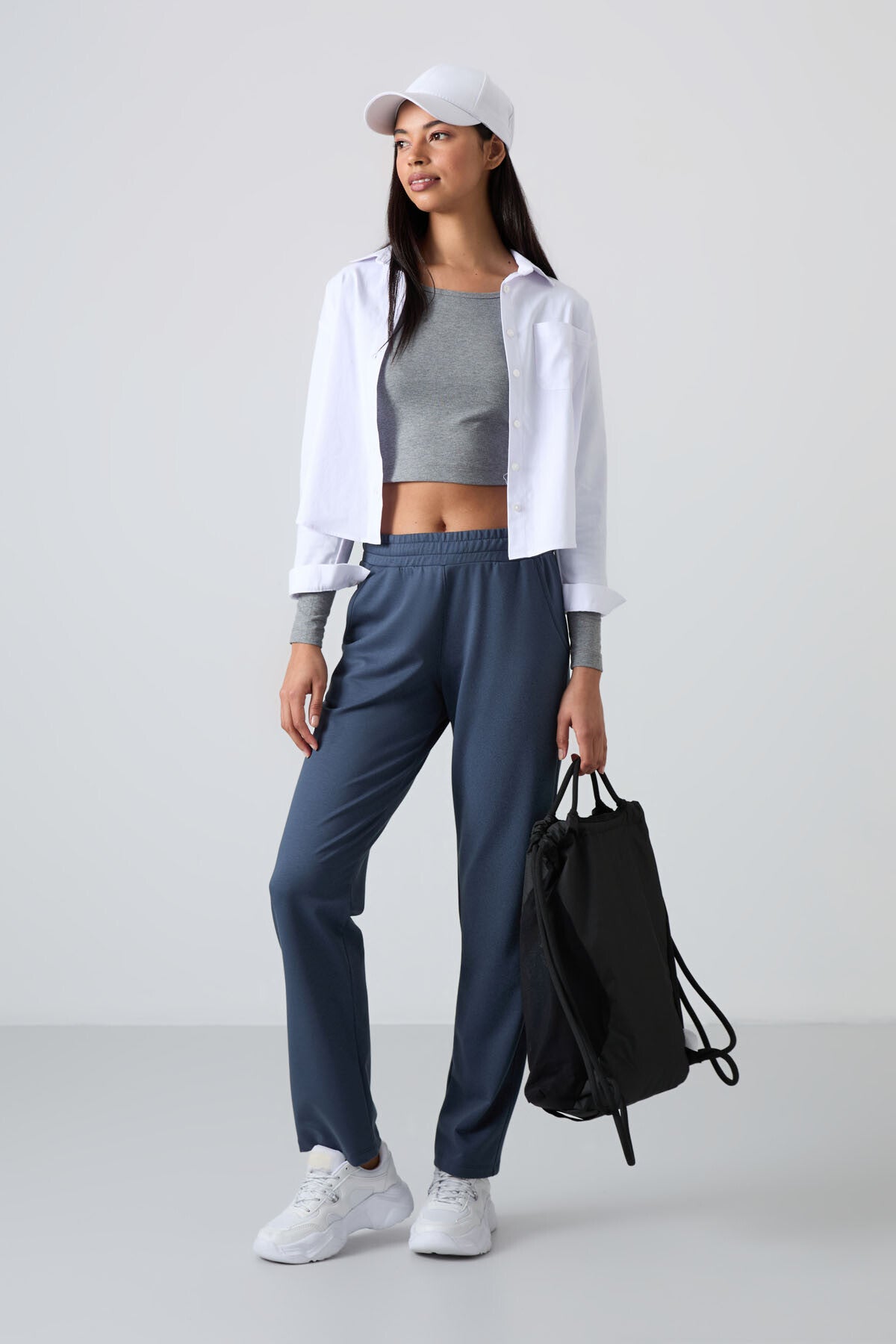 Petrol Yüksek Bel Cepli Rahat Form Klasik Paça Kadın Eşofman Alt - 94584