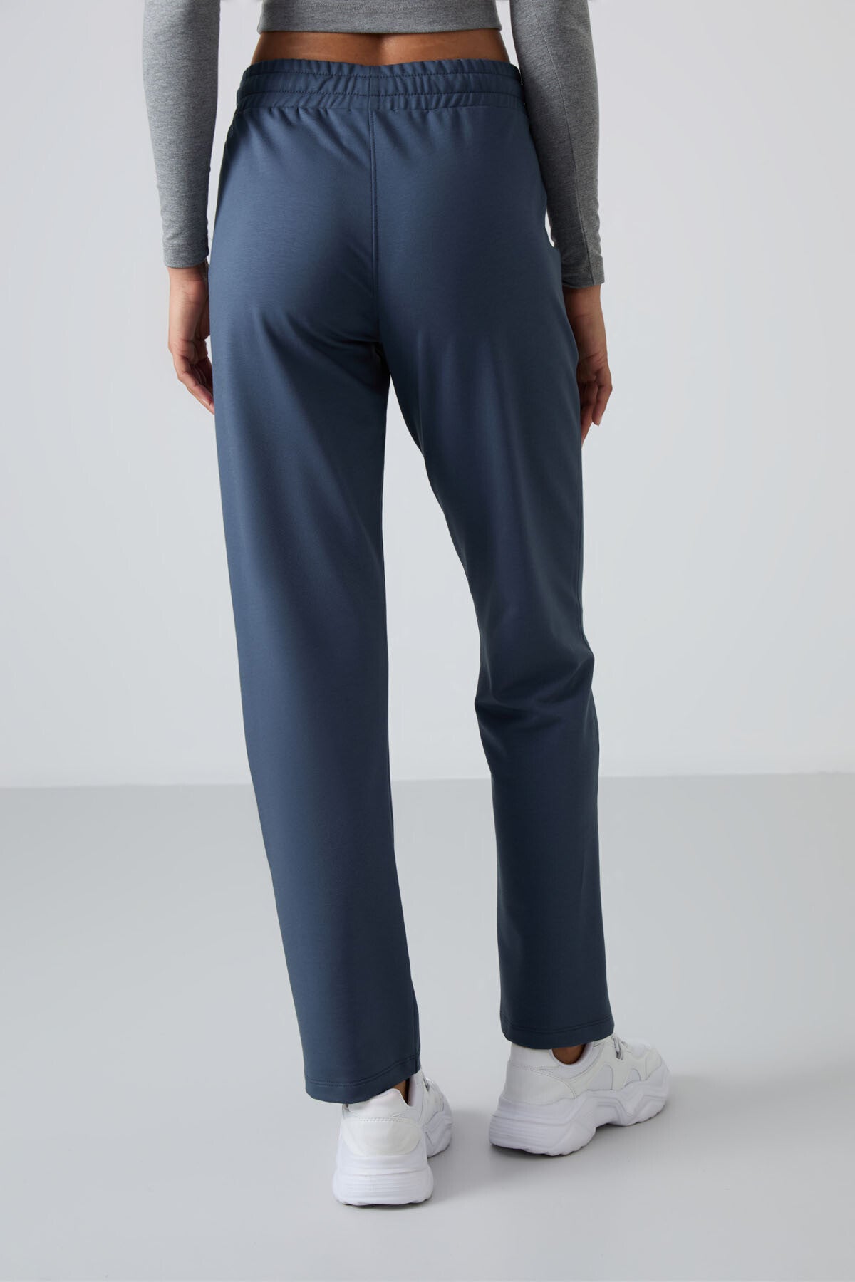 Petrol Yüksek Bel Cepli Rahat Form Klasik Paça Kadın Eşofman Alt - 94584