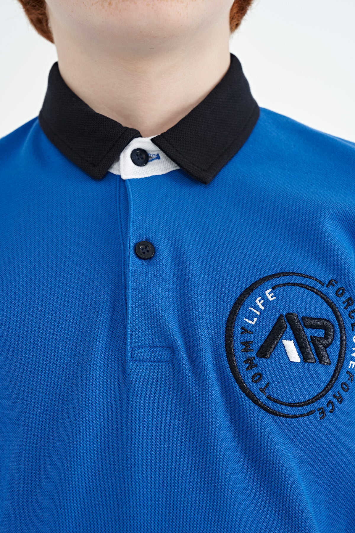 Saks Kol Ucu Renkli Logo Nakışlı Standart Kalıp Polo Yaka Erkek Çocuk T-Shirt - 11138