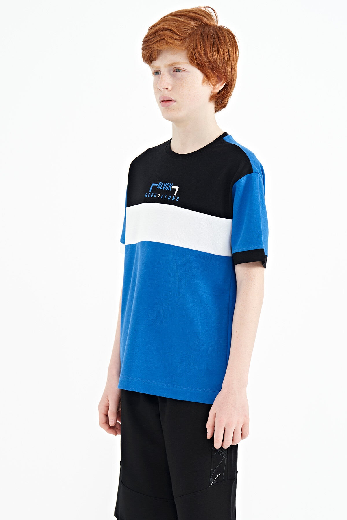 Saks Renk Geçişli Nakışlı Oversize Erkek Çocuk T-Shirt - 11159