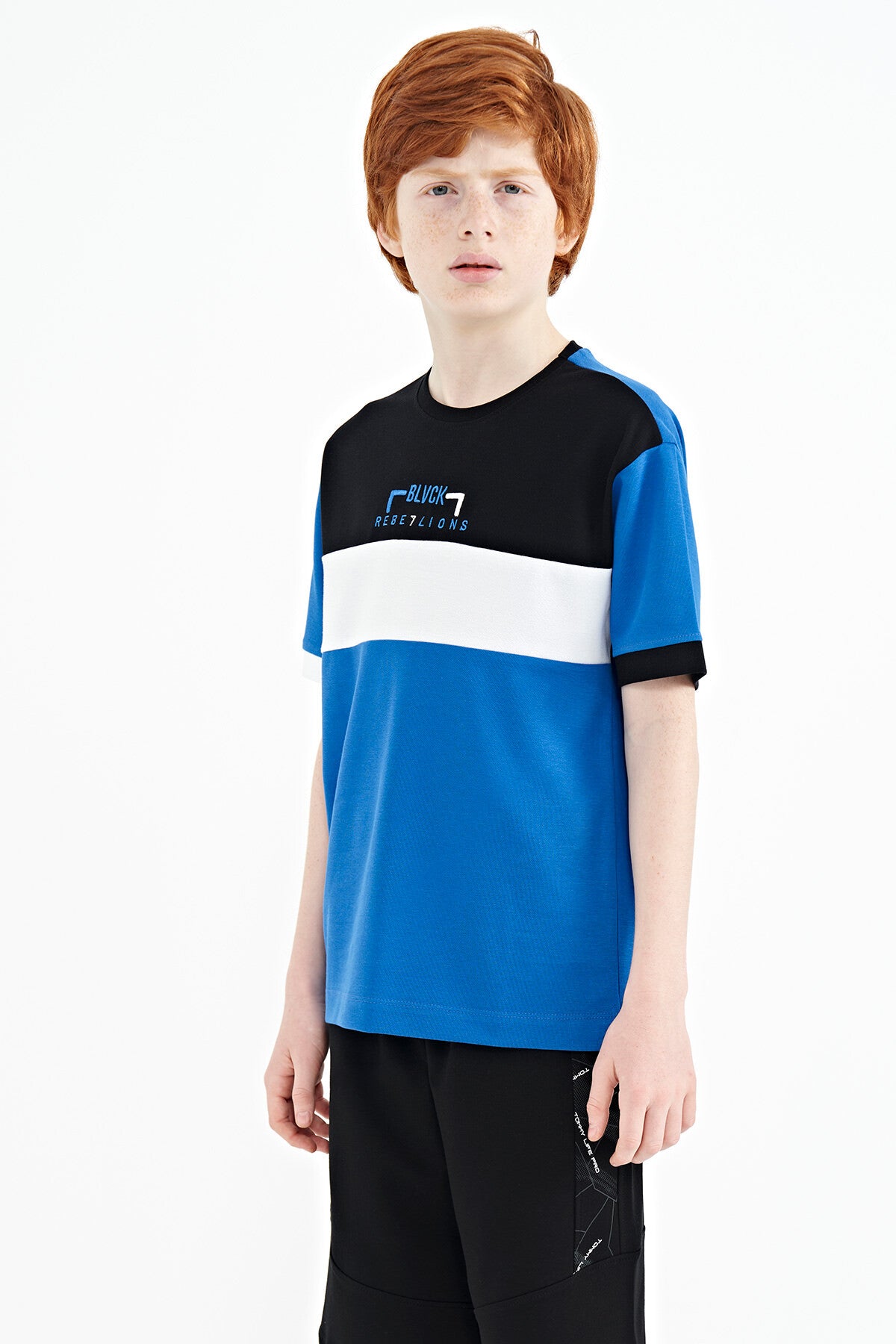 Saks Renk Geçişli Nakışlı Oversize Erkek Çocuk T-Shirt - 11159