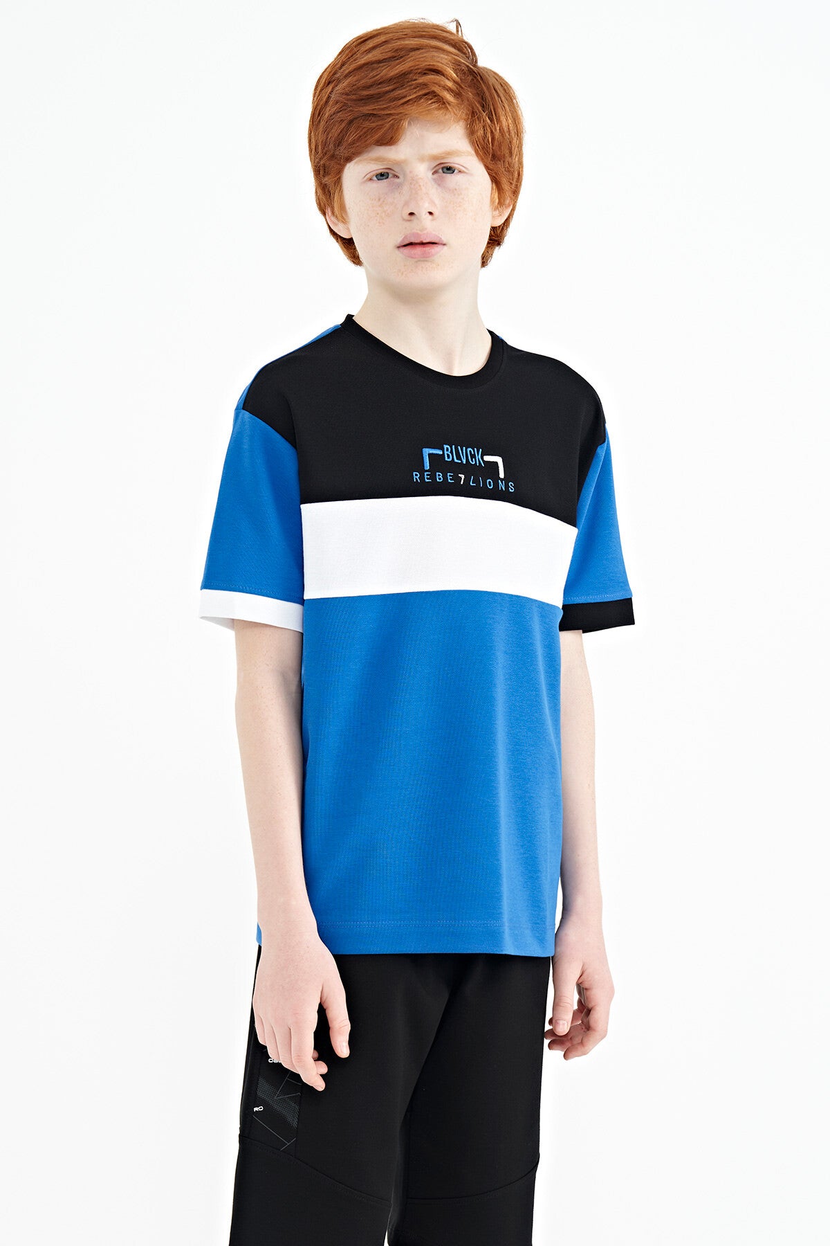 Saks Renk Geçişli Nakışlı Oversize Erkek Çocuk T-Shirt - 11159