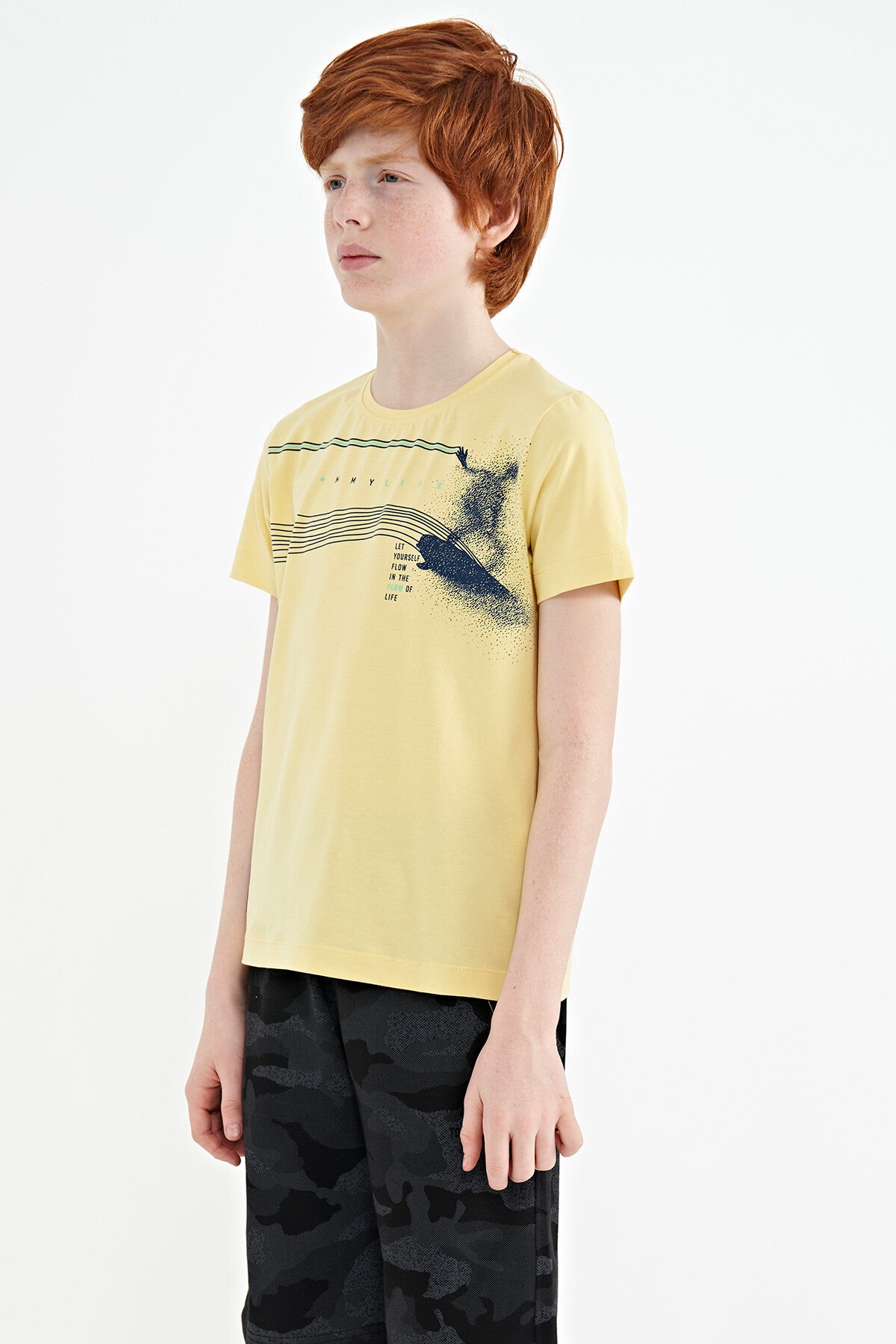 Sarı Baskı Detaylı Standart Kalıp O Yaka Erkek Çocuk T-Shirt - 11133