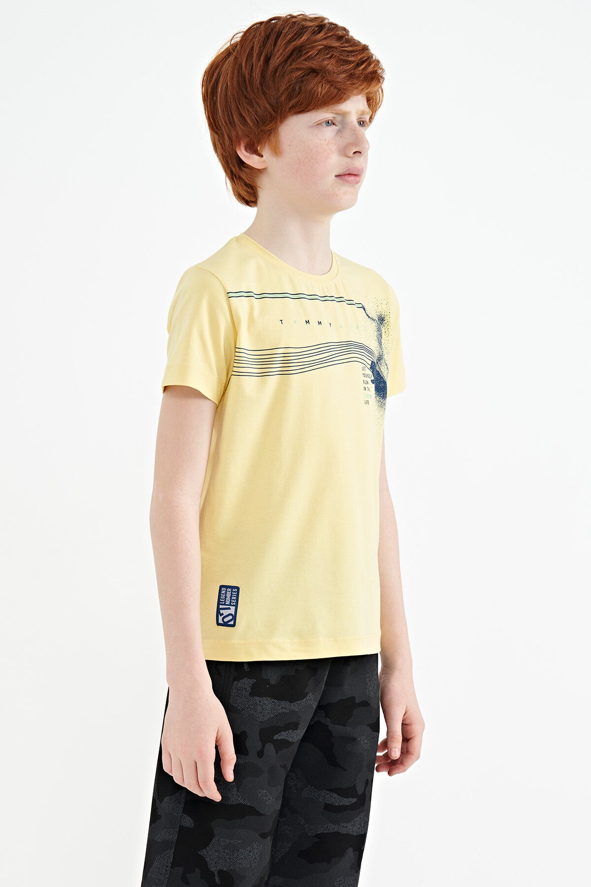 Sarı Baskı Detaylı Standart Kalıp O Yaka Erkek Çocuk T-Shirt - 11133