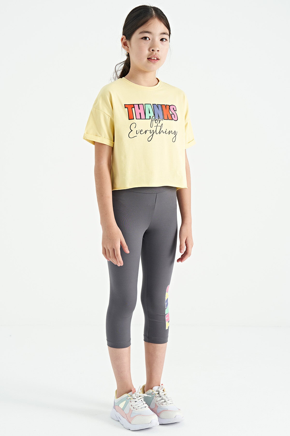 Sarı - Koyu Gri Yazı Baskılı Oversize Kız Çocuk Crop Tayt Takım - 75133