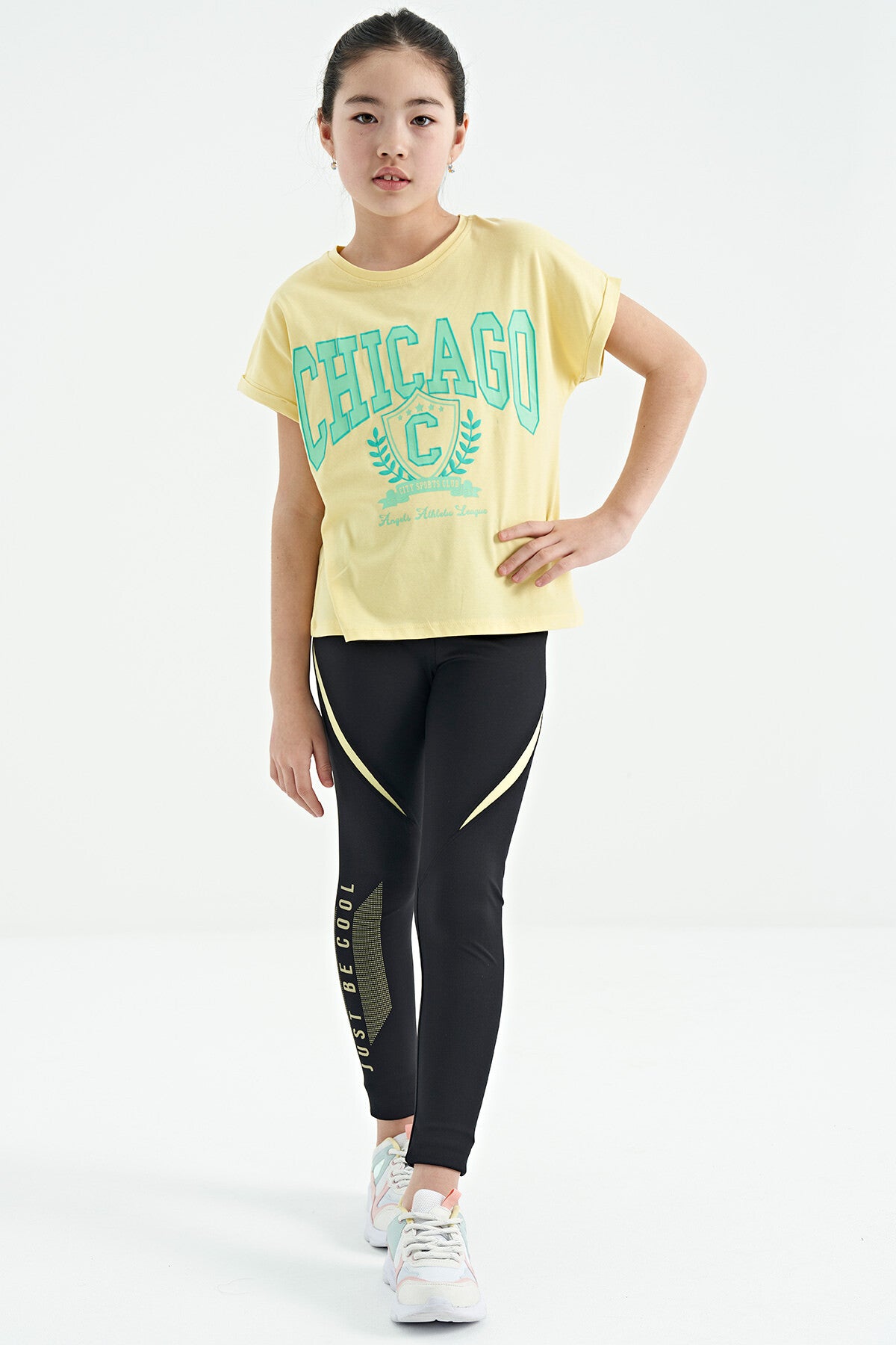 Sarı O Yaka Düşük Omuzlu Rahat Form Kısa Kollu Kız Çocuk T-Shirt - 75128