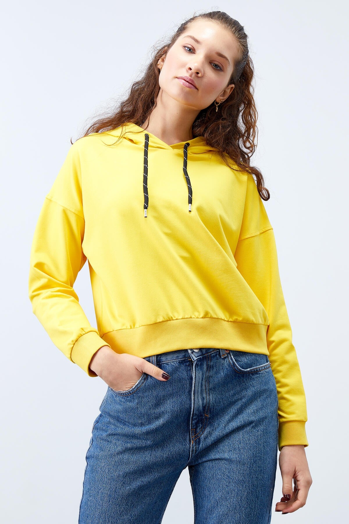 Sarı Uzun Kol Rahat Form Kapüşonlu Kadın Sweatshirt - 97115