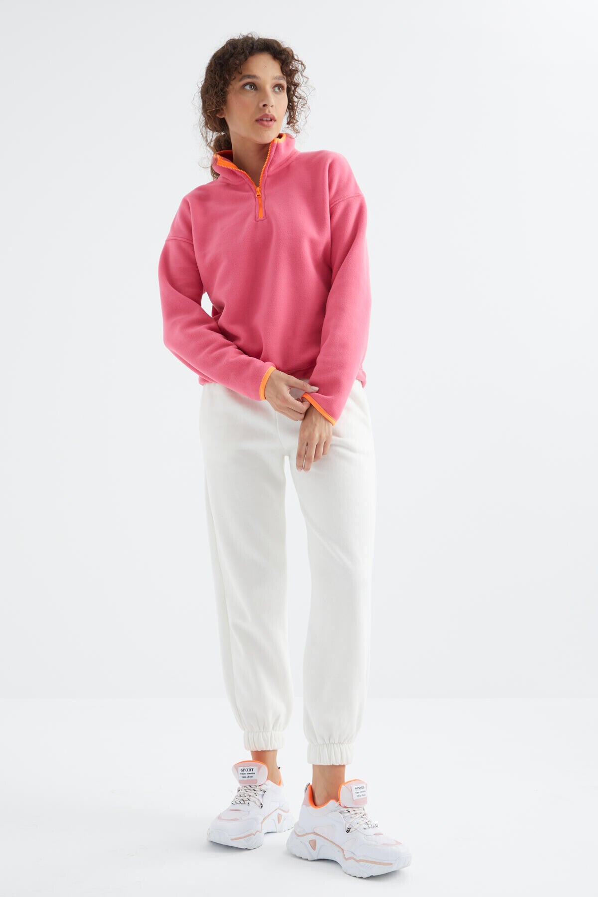 Şeker Pembe Yarım Fermuar Etek Ucu Büzgülü Dik Yaka Oversize Kadın Polar Sweatshirt - 97234