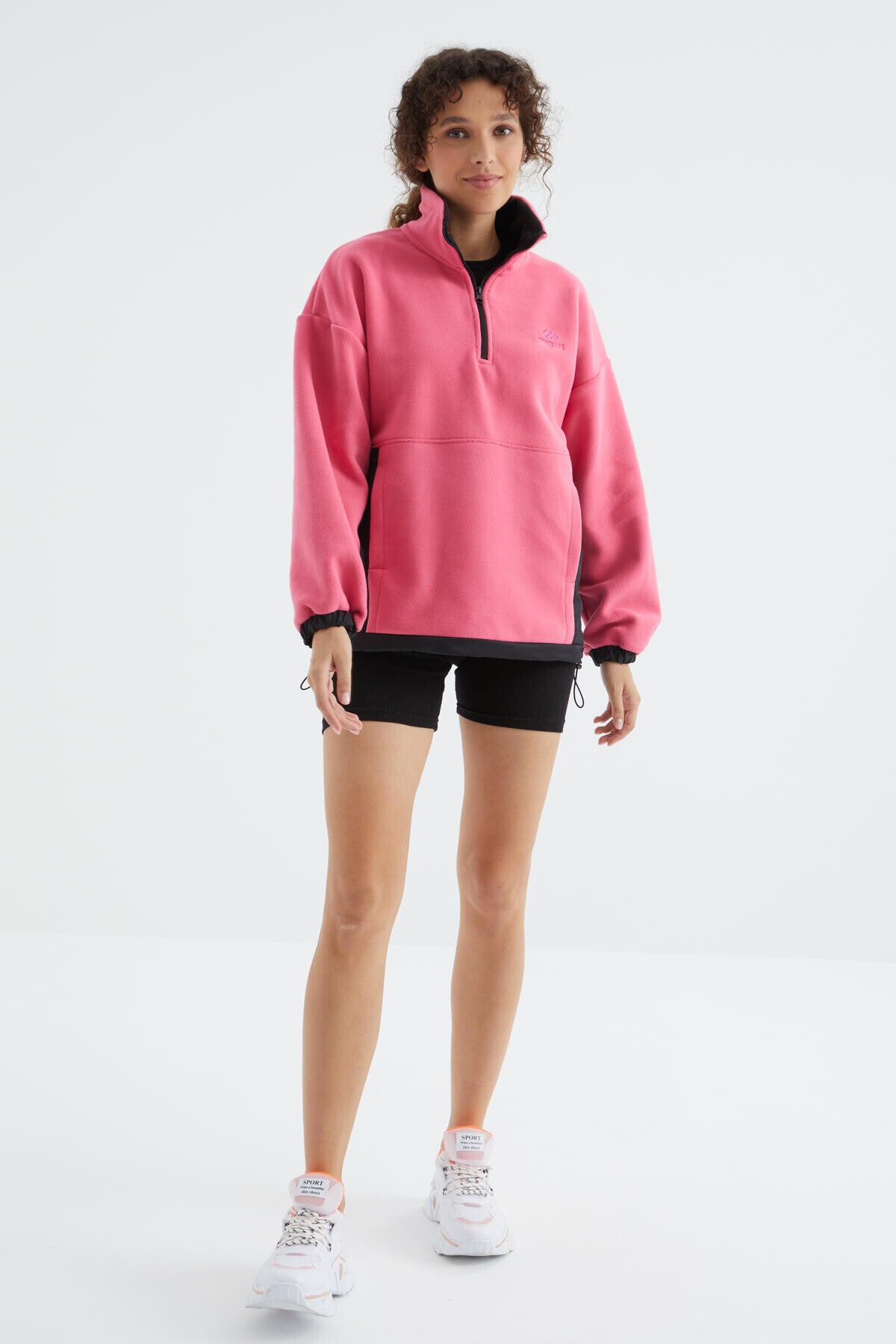 Şeker Pembe Yarım Fermuar Etek Ucu Büzgülü Dik Yaka Oversize Kadın Polar Sweatshirt - 97236