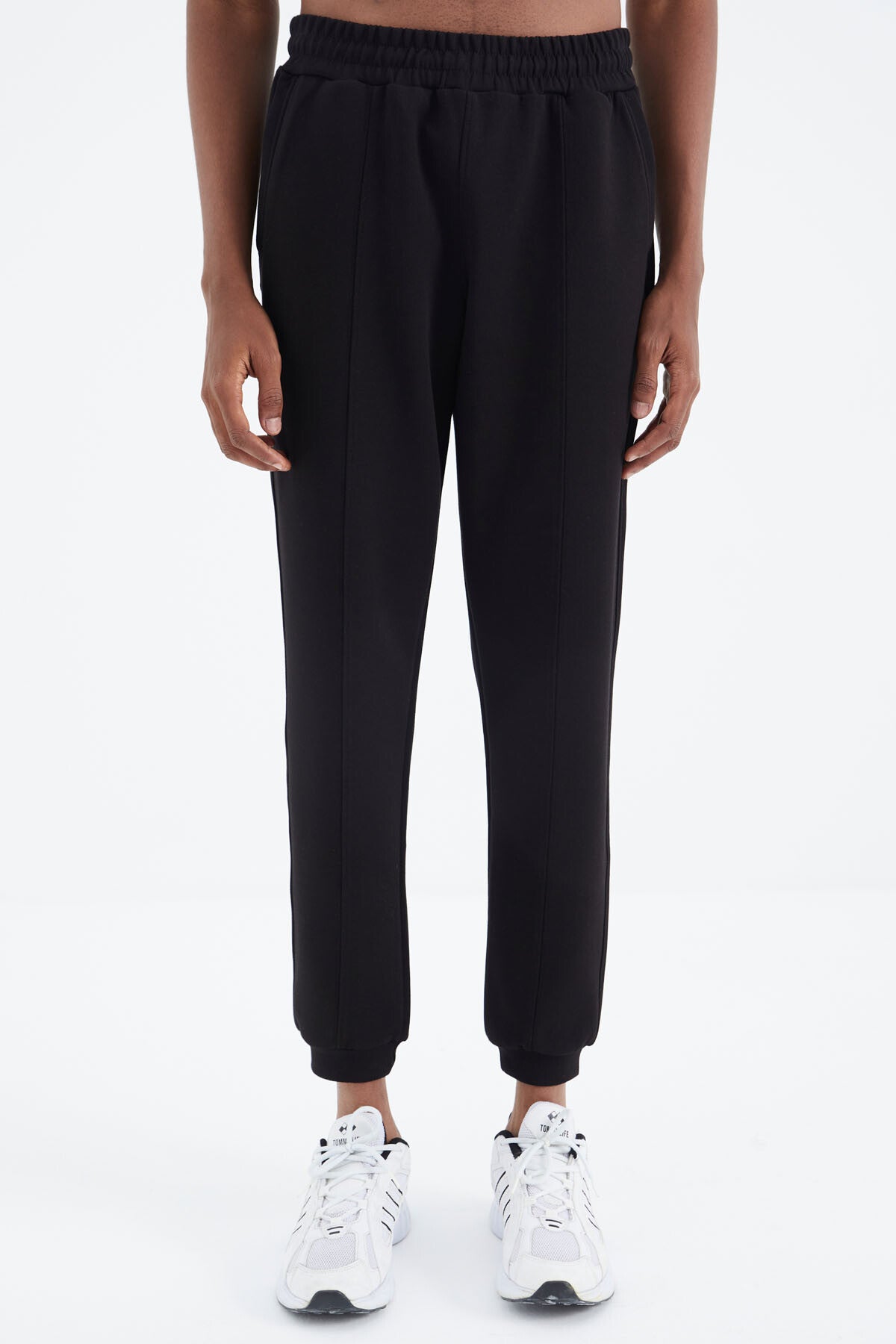 Siyah Bağcıklı Ön Dikiş Detaylı Standart Kalıp Erkek Eşofman Alt - 84994