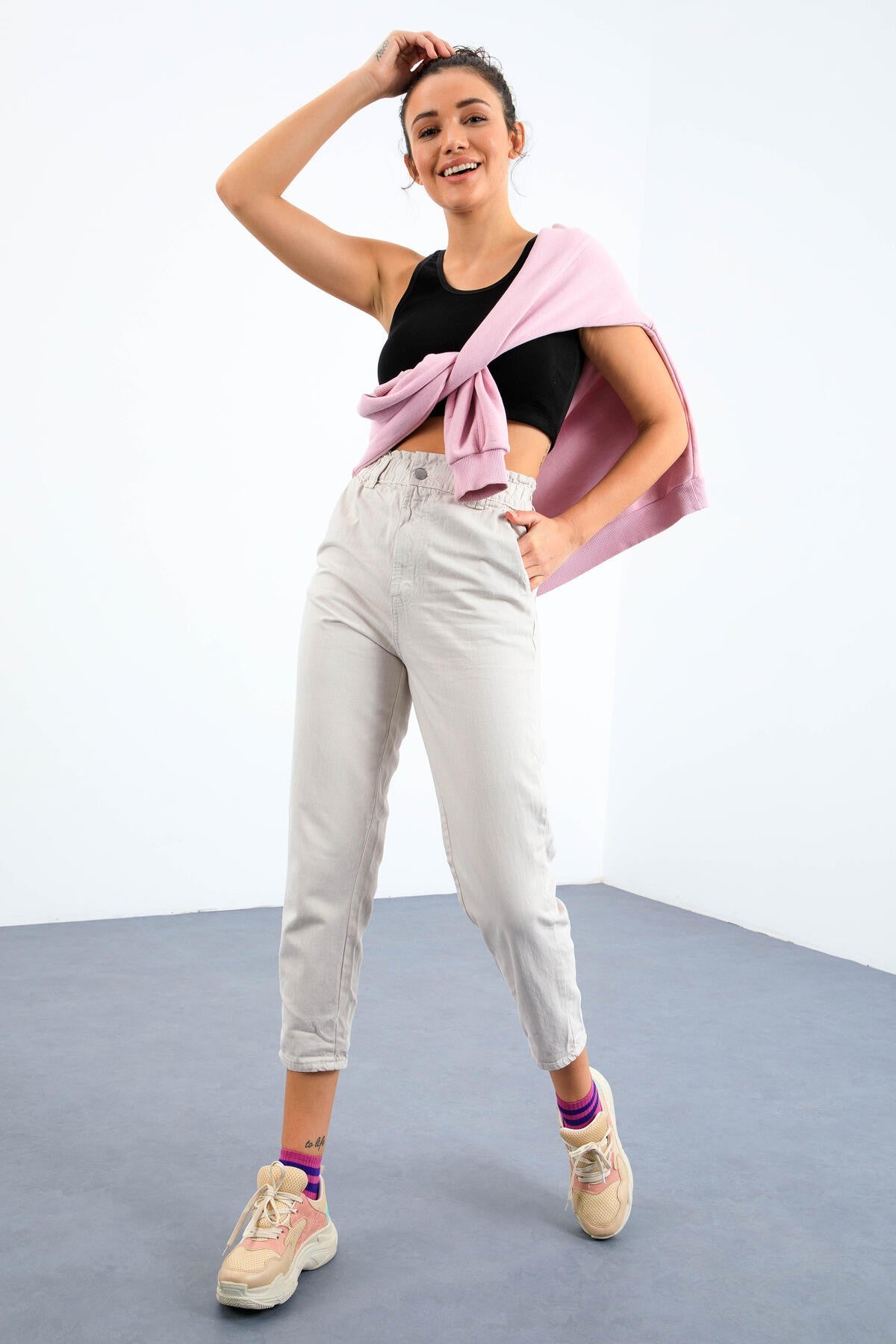 Siyah Basic Sıfır Kol Dar Kalıp U Yaka Kadın Crop Top Atlet - 97162