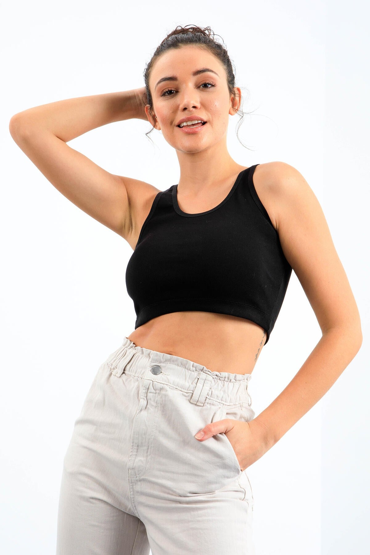 Siyah Basic Sıfır Kol Dar Kalıp U Yaka Kadın Crop Top Atlet - 97162