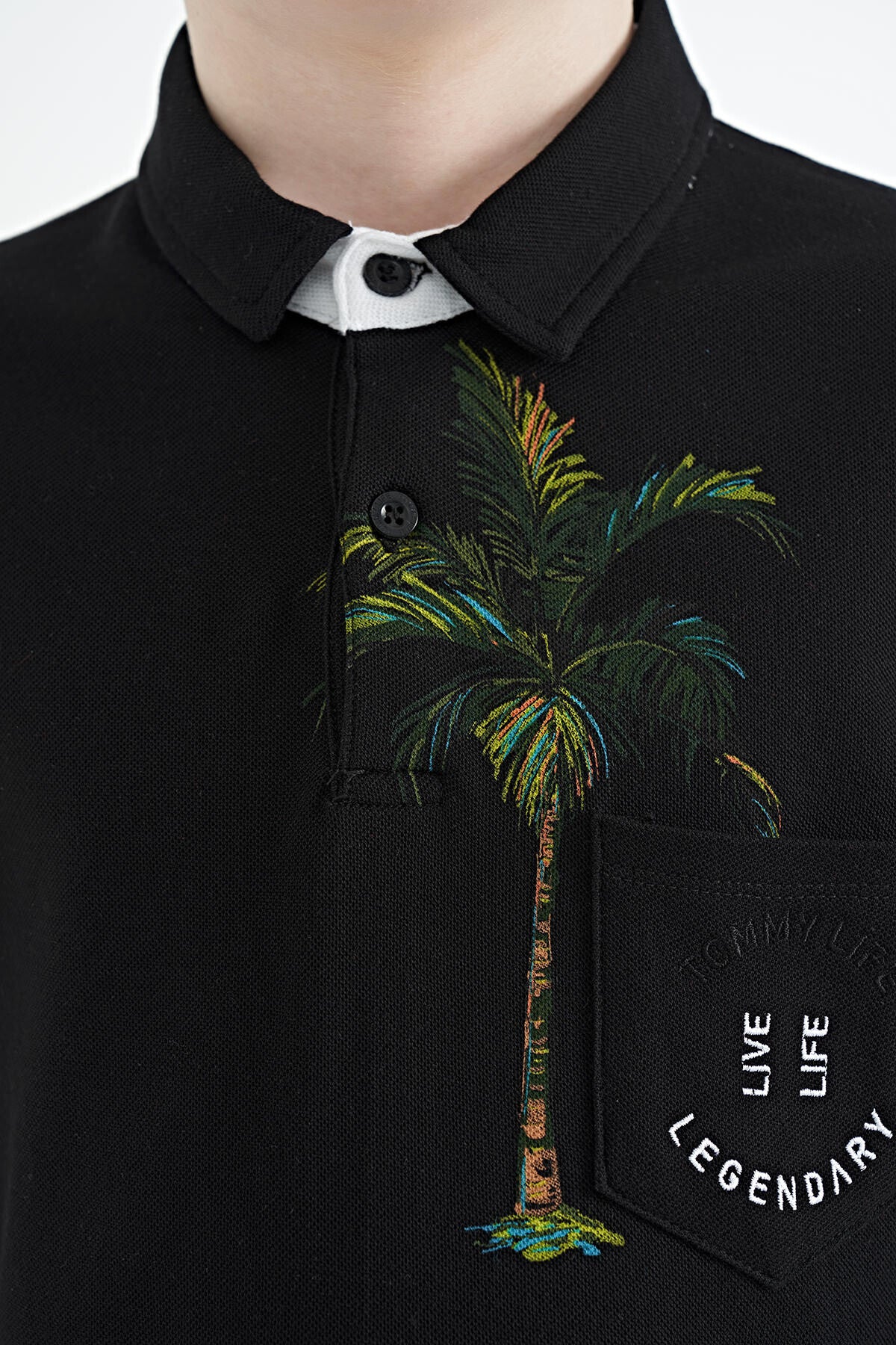 Siyah Baskılı Cep Detaylı Standart Kalıp Polo Yaka Erkek Çocuk T-Shirt - 11144