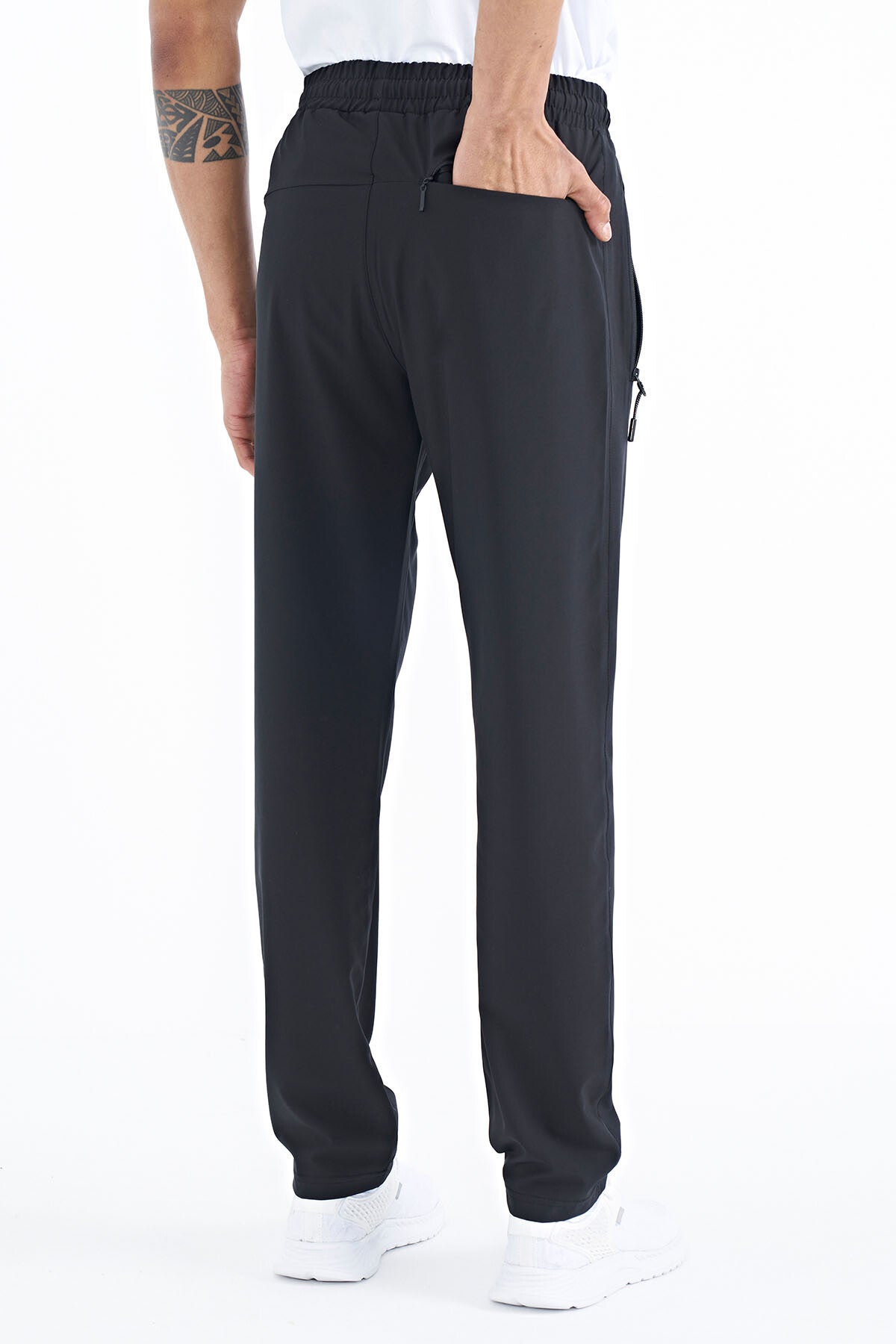 Siyah Erkek Fermuarlı Üç Cepli Standart Kalıp Klasik Paça Eşofman Alt - 84768