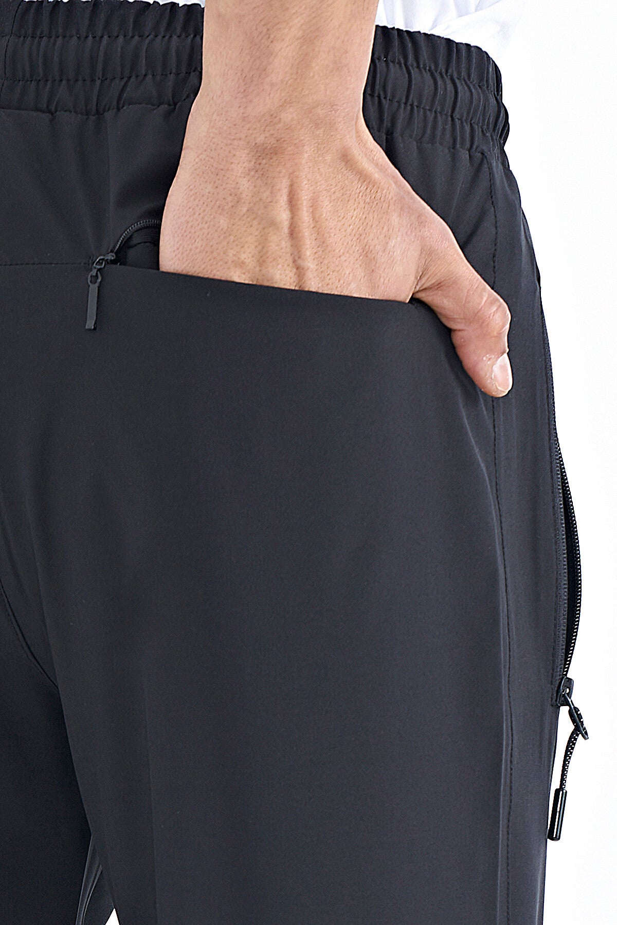 Siyah Erkek Fermuarlı Üç Cepli Standart Kalıp Klasik Paça Eşofman Alt - 84768