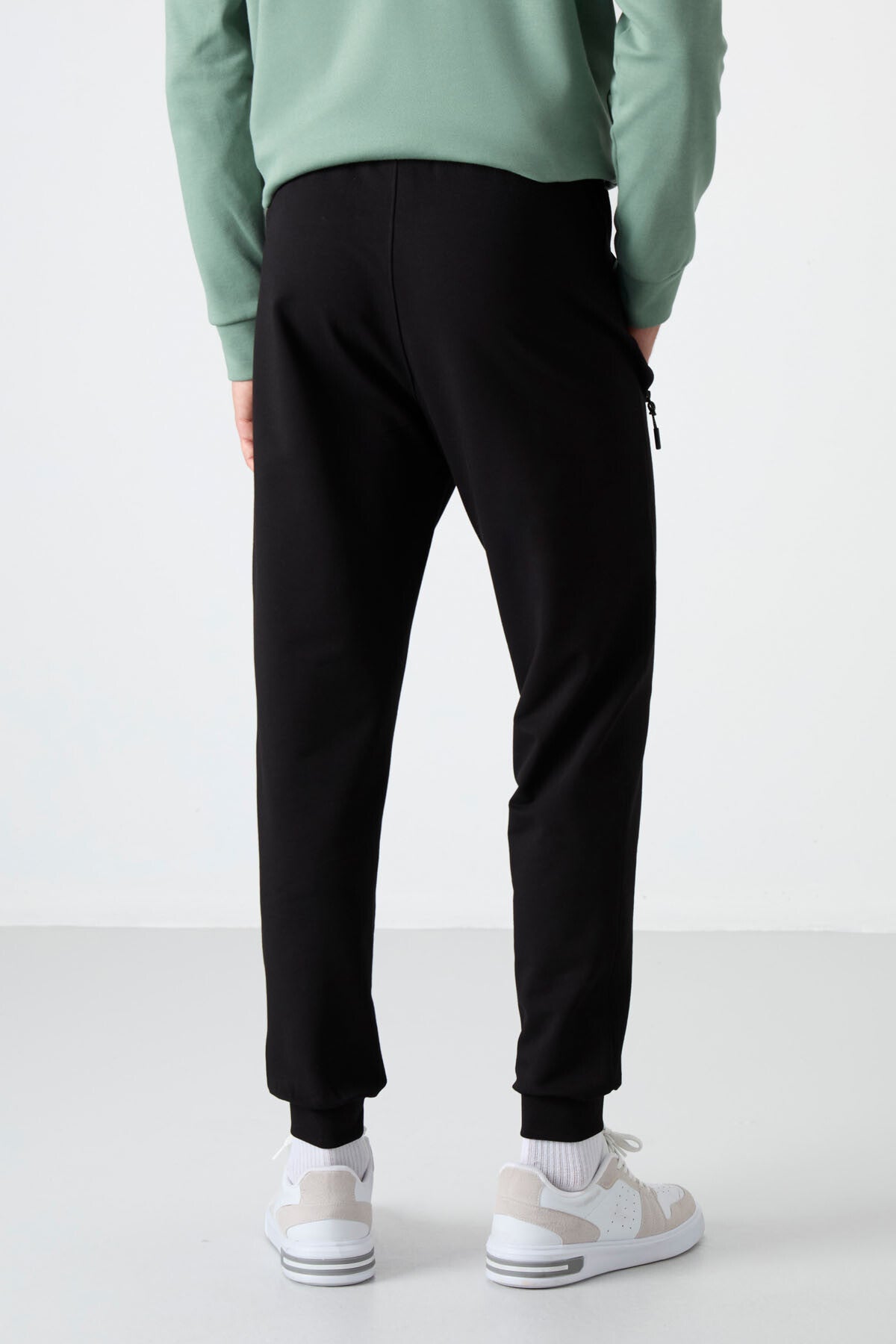 Siyah Fermuar Cepli Standart Kalıp Jogger Erkek Eşofman Alt - 84587