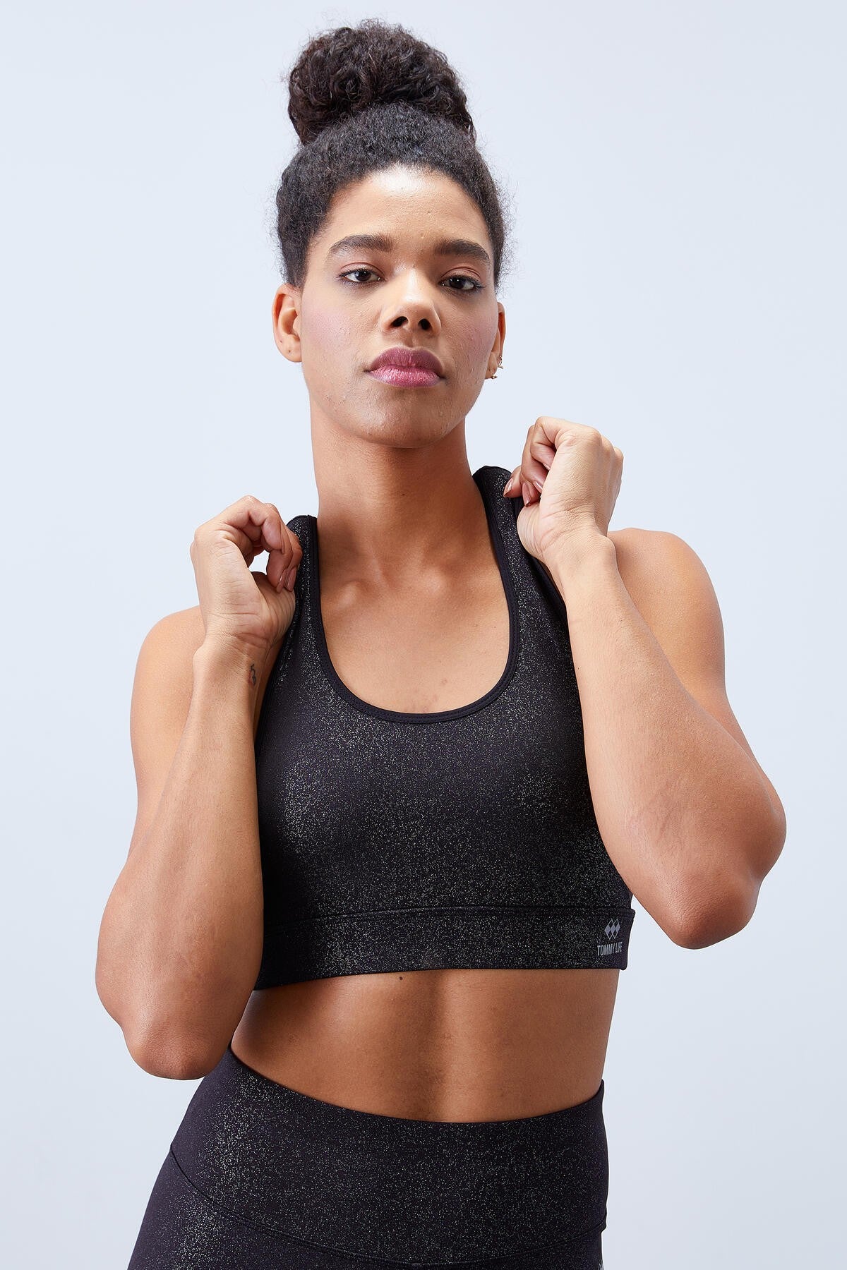 Siyah-gümüş - Siyah Yüksek Bel Toparlayıcılı Sırt Detaylı Slim Fit Büstiyer Kadın Tayt Takım - 95281